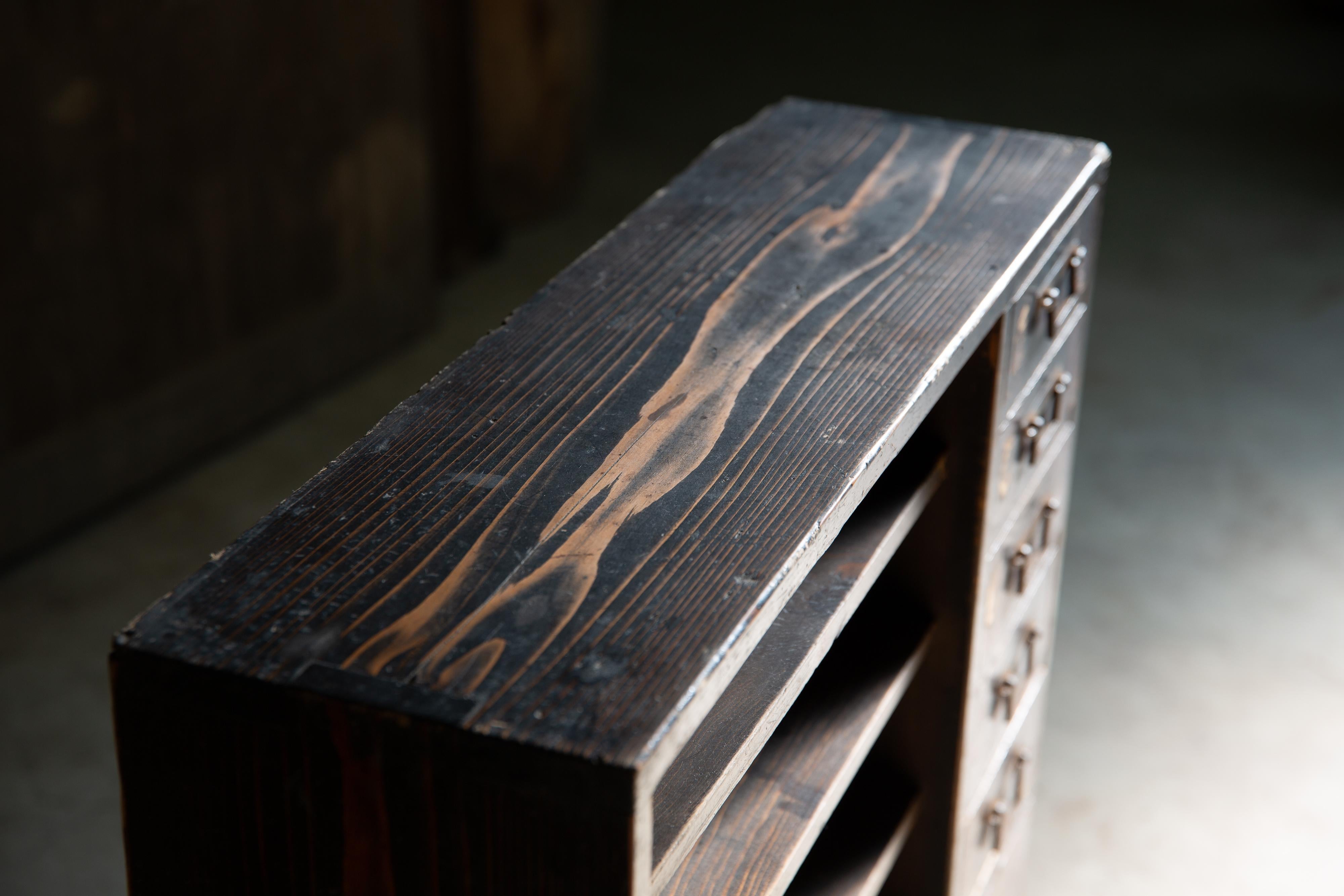 1840s-1860s Edo Japanese antique wabi sabi desk organizer Tansu chest of drawers For Sale 3