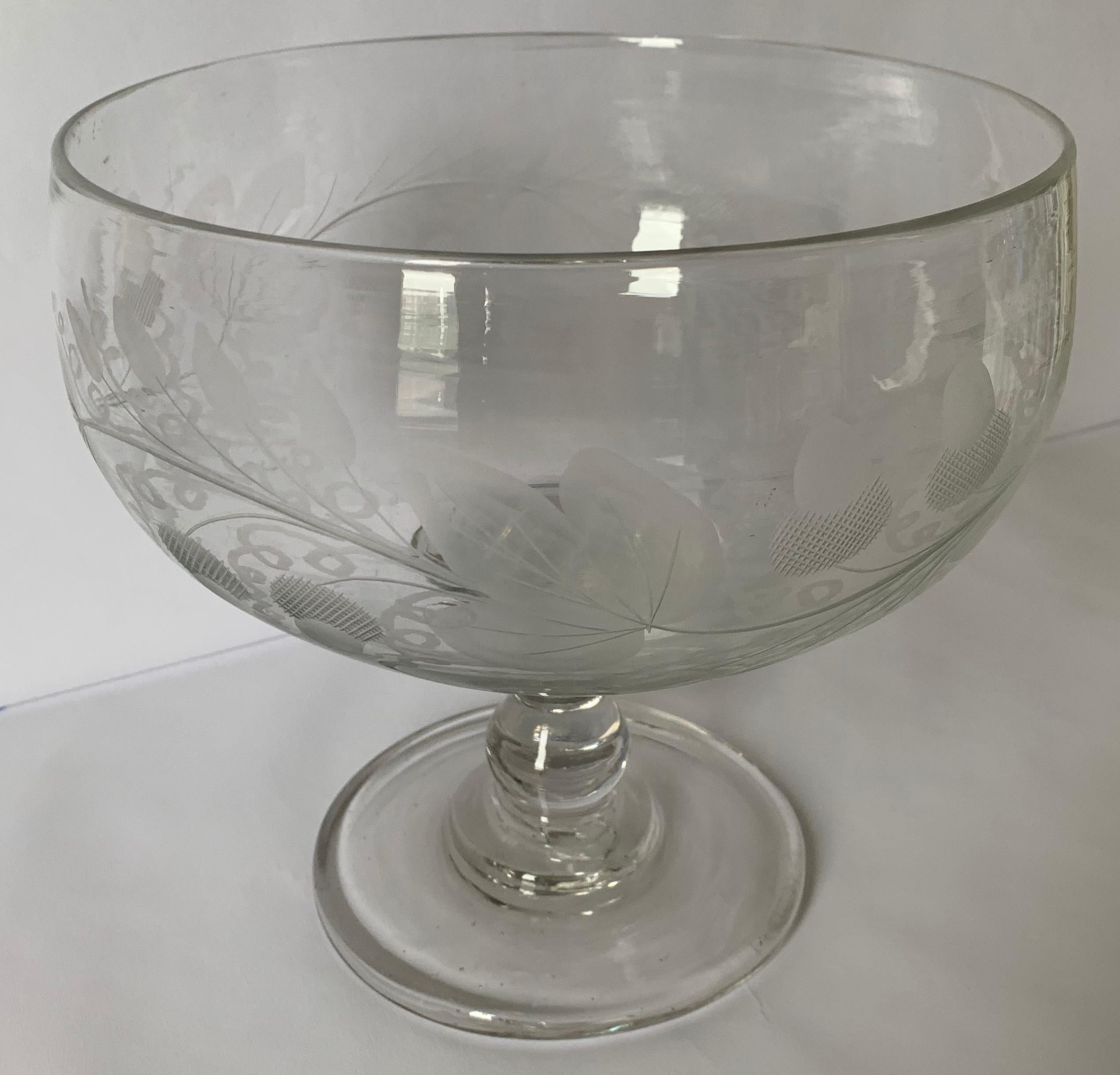 Classique américain 1840s Antique Compote américaine gravée en plomb soufflé en verre à pied