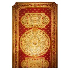 Tappeto di lana Aubusson classico francese a trama piatta oversize del 1840 con fondo rosso