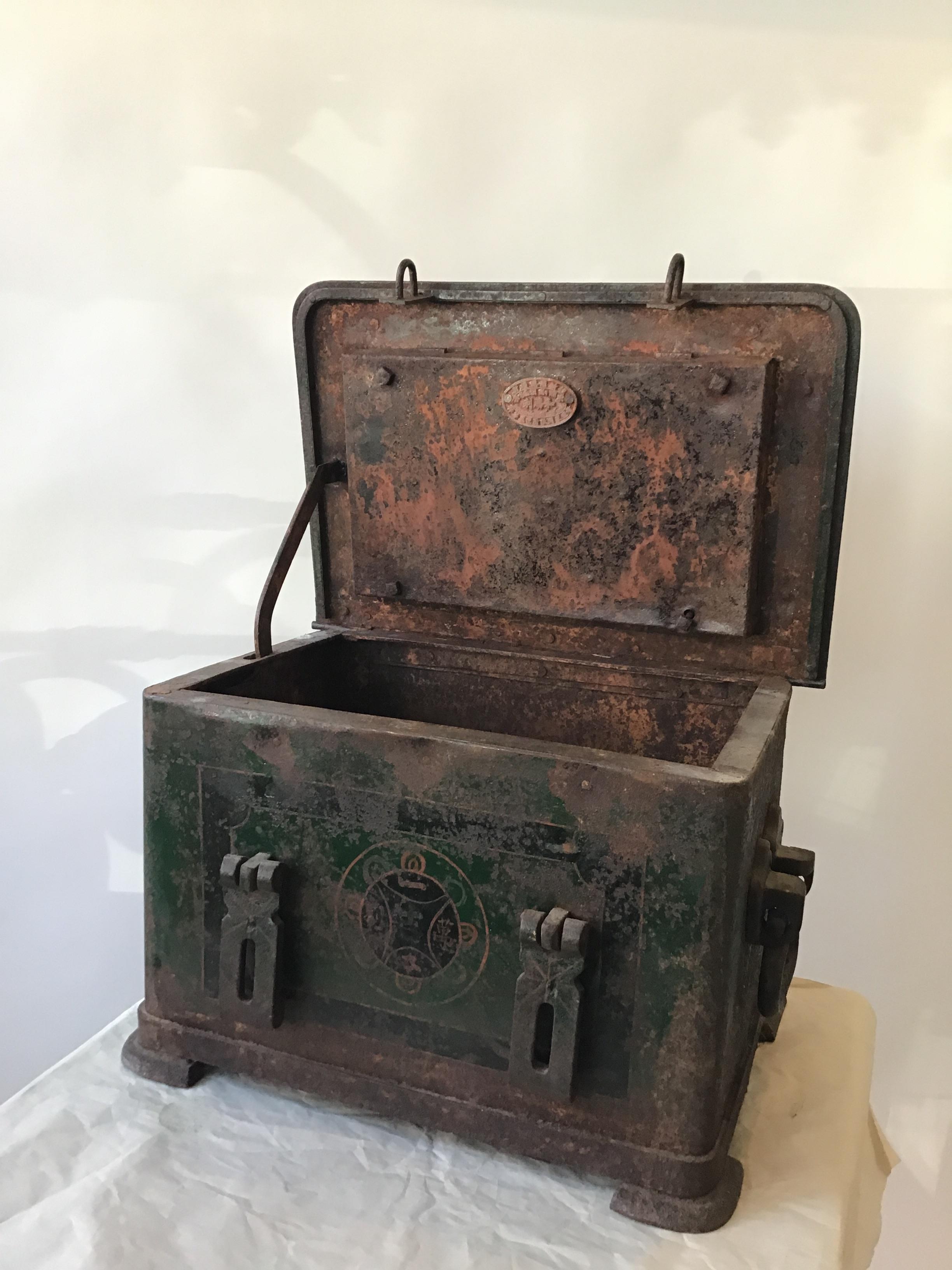 1840s Chinese Safe Box 6