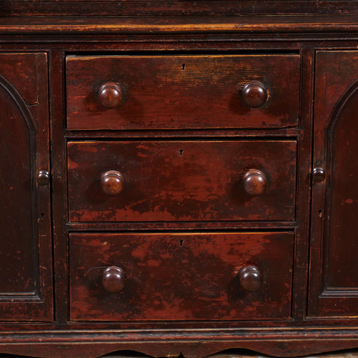 1840s English Painted Cornish Dresser In Good Condition In Los Angeles, CA