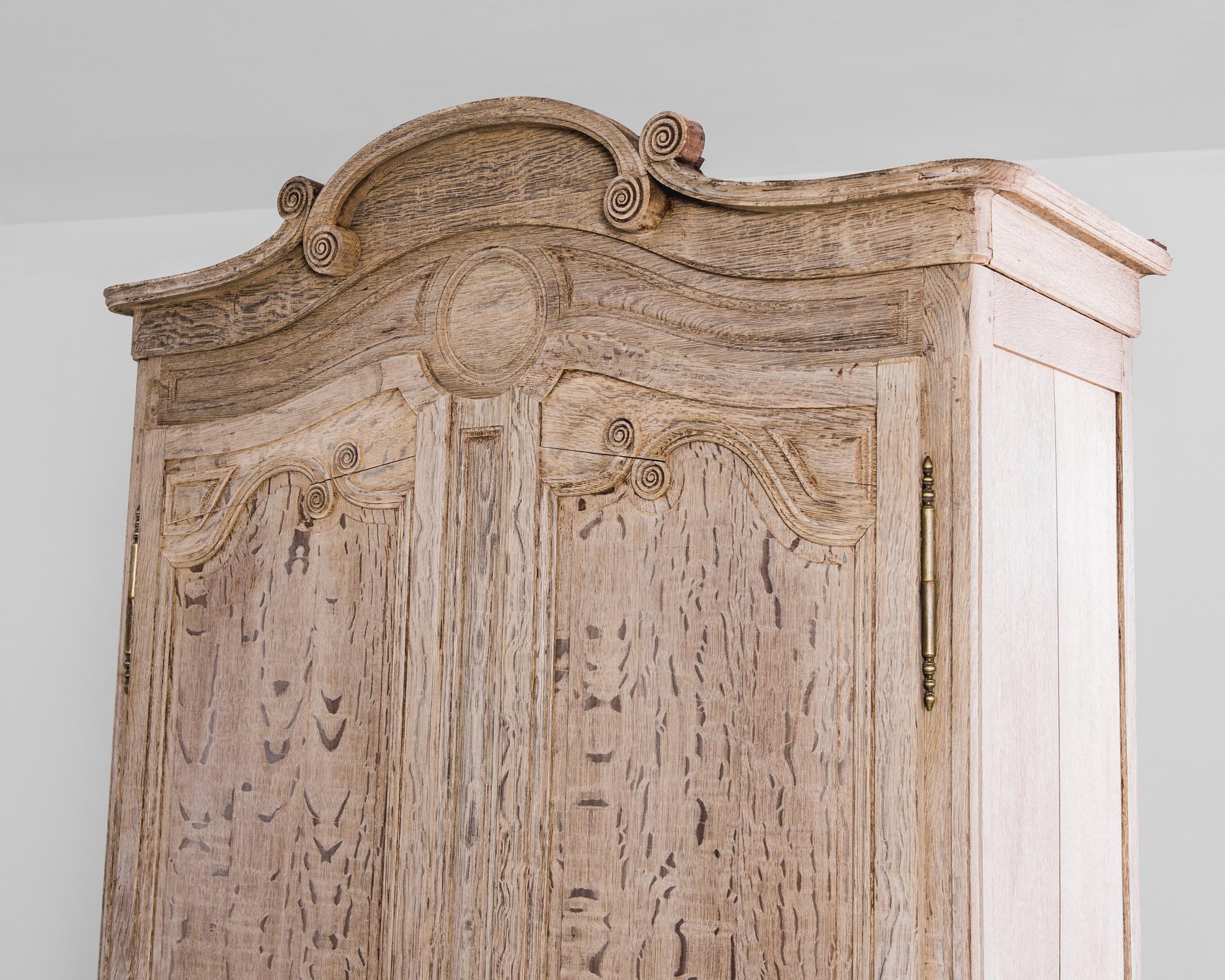 1840s French Bleached Oak Armoire In Good Condition In High Point, NC