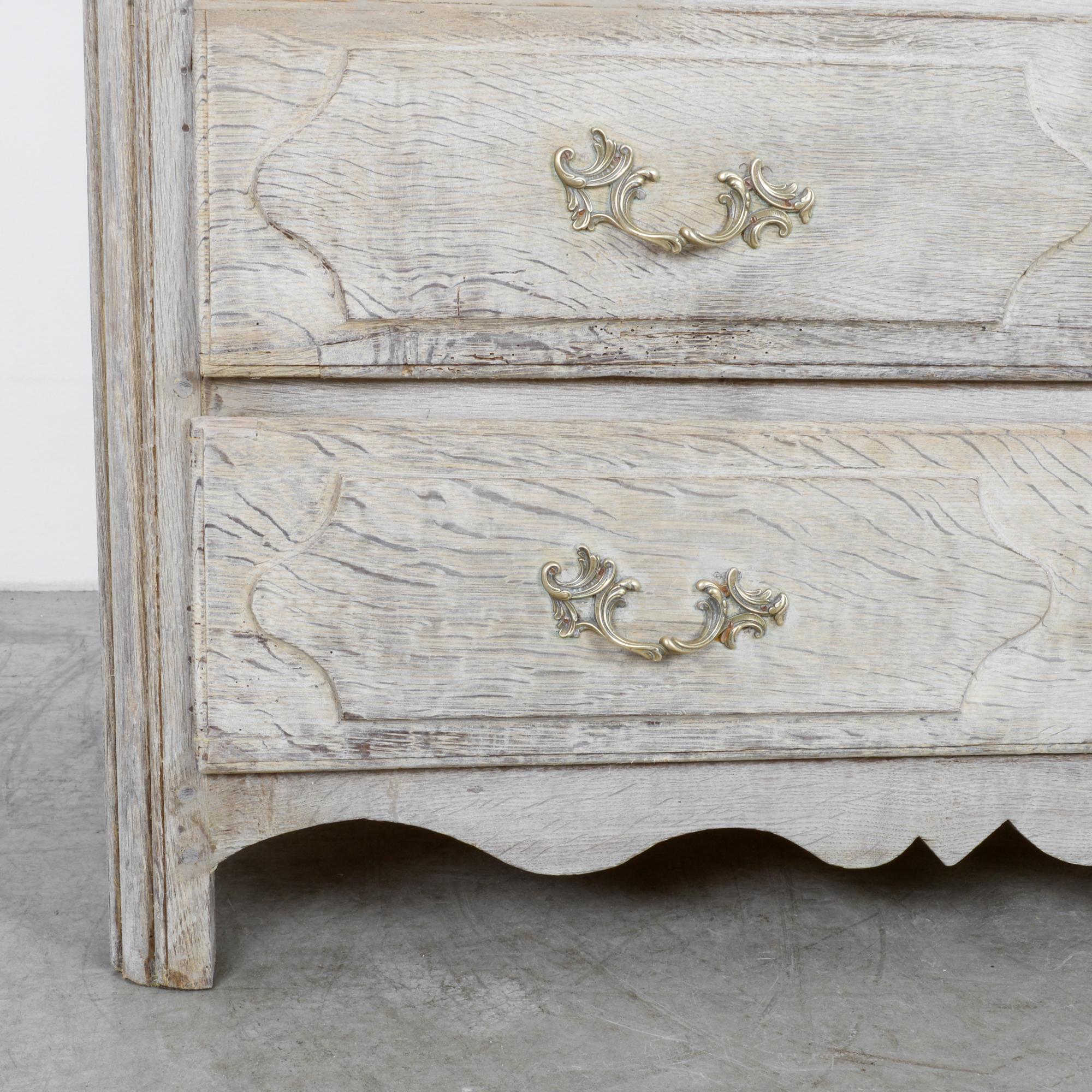 1840s French Bleached Oak Chest of Drawers 3