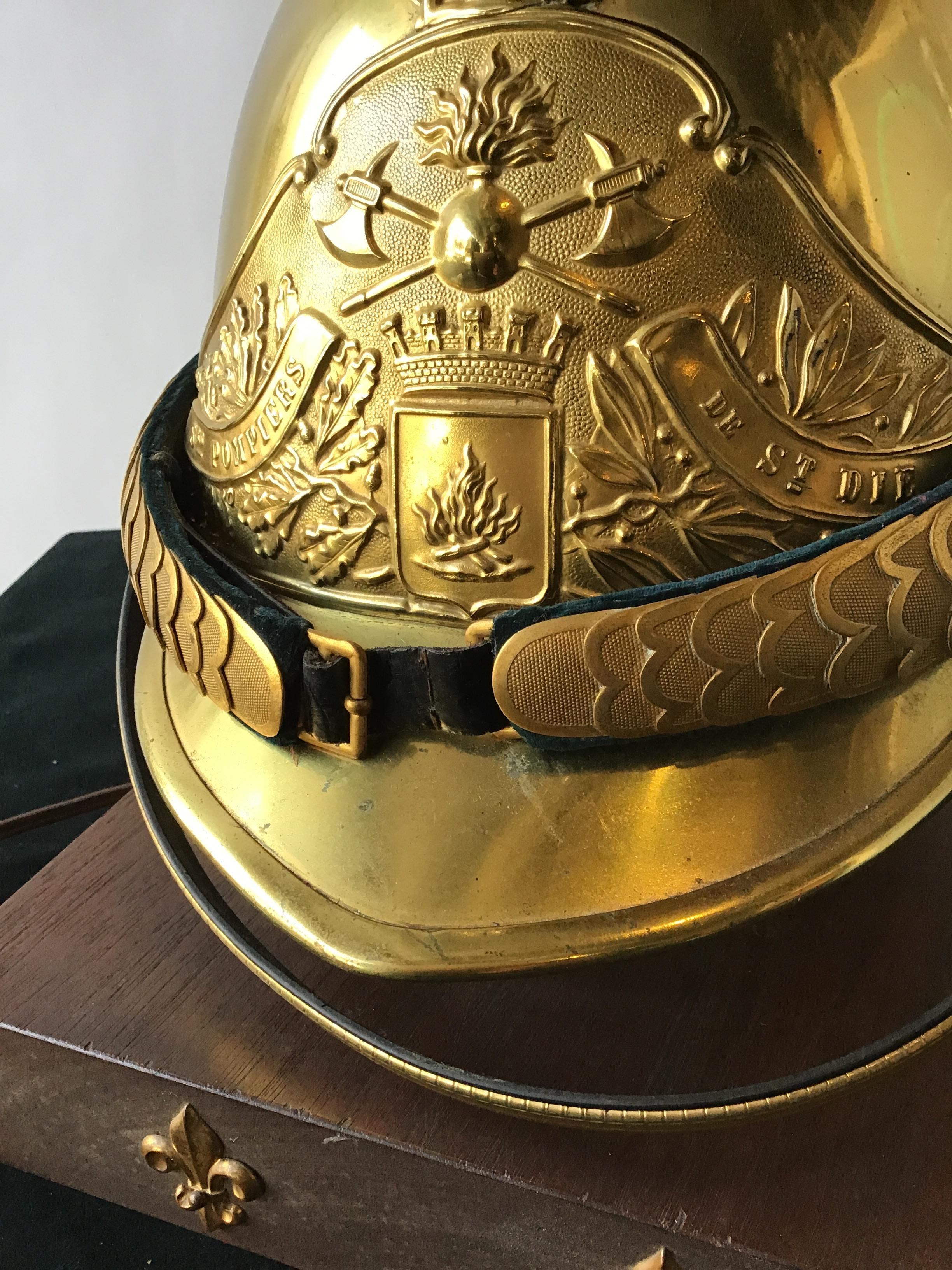 1840s French Fireman’s Helmet Lamp For Sale 2