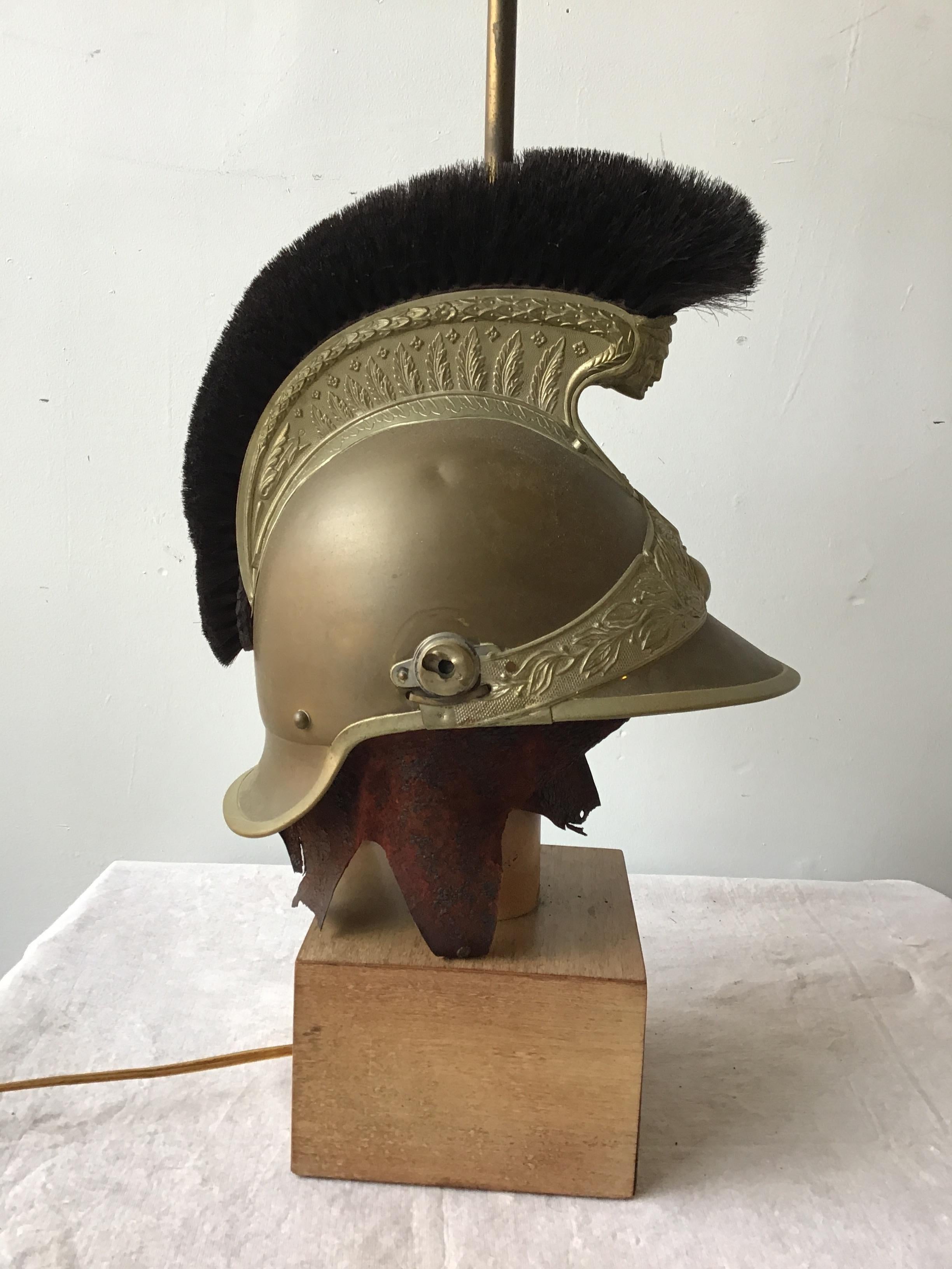 1840s French Fireman’s Helmet Lamp on Base In Good Condition For Sale In Tarrytown, NY