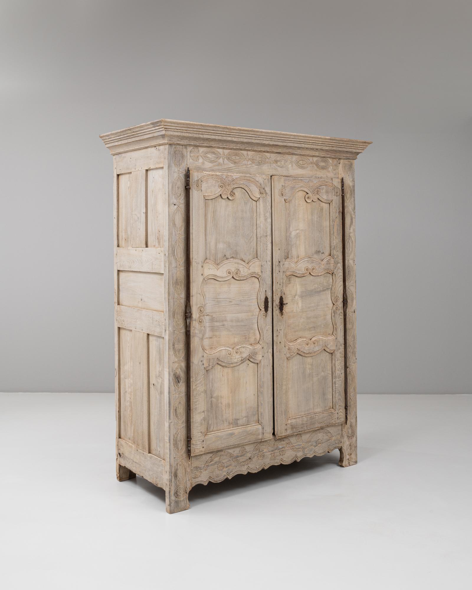 Cabinet francese del 1840 in Oak Oak In condizioni buone in vendita a High Point, NC