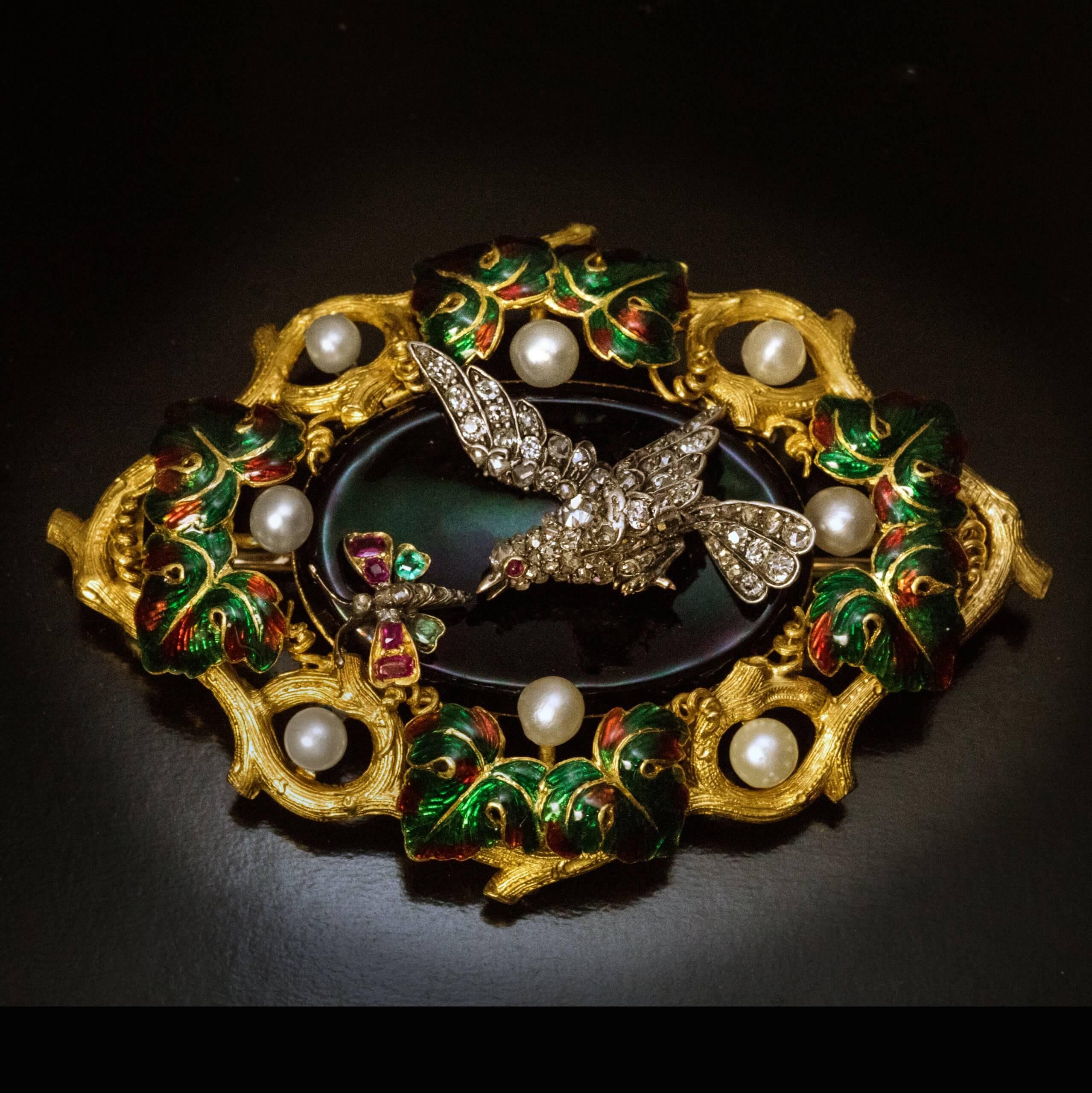 Brilliant Cut 1840s Large Jeweled Gold Enamel Brooch For Sale
