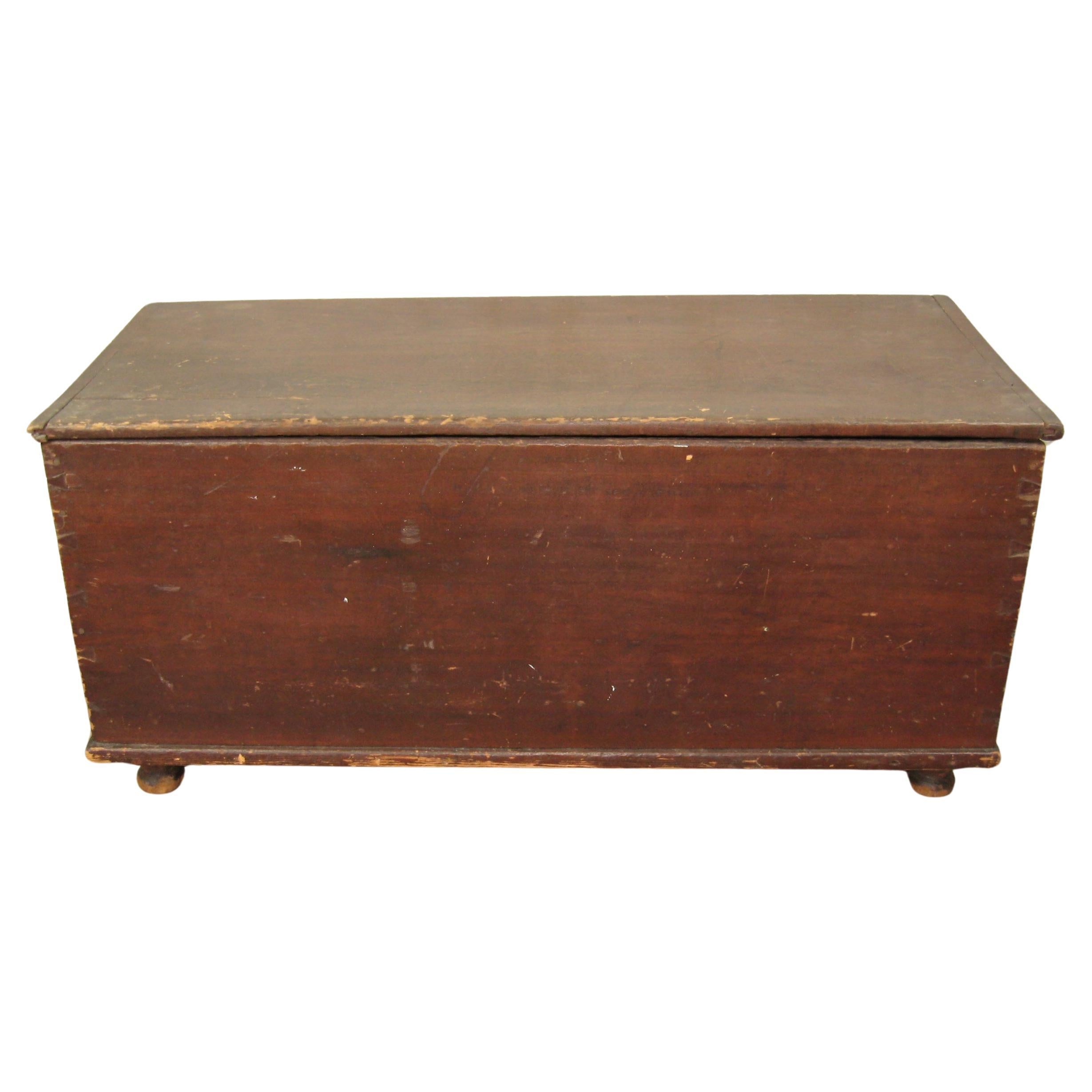 1840's Primitive Red 6 Board Pine blanket chest For Sale