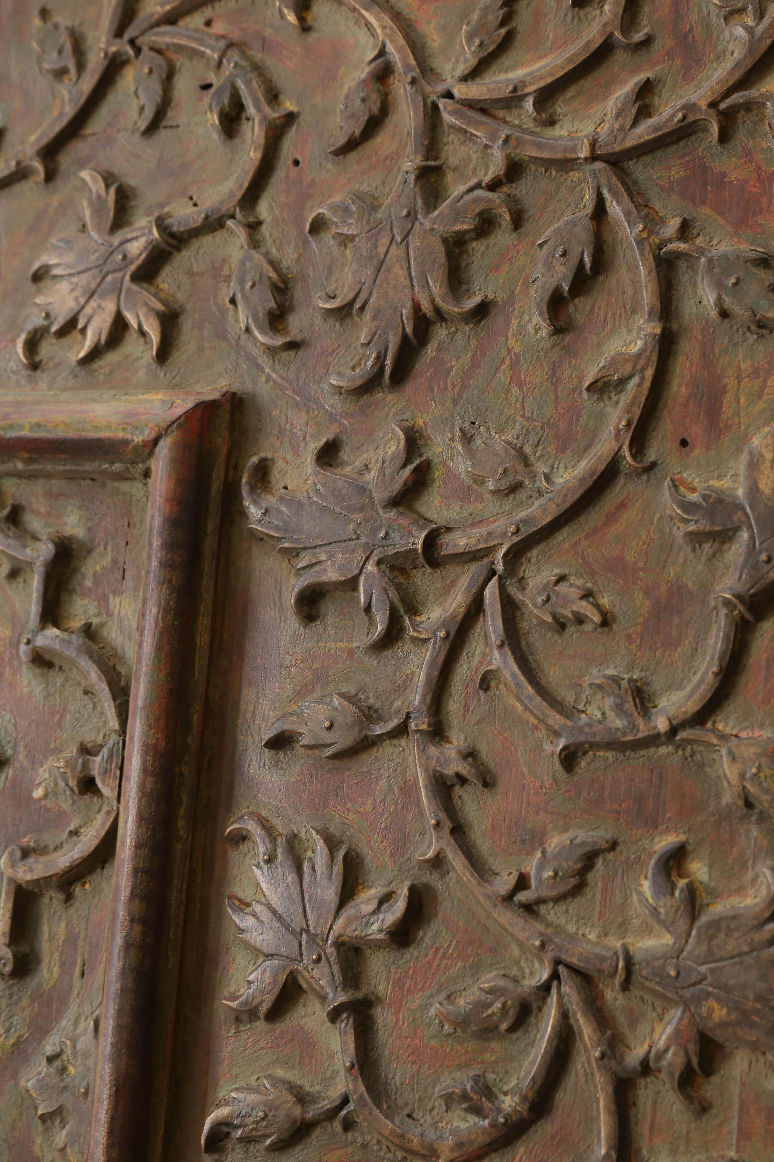 19th Century 1840s Teak Wood and Bronze Ceiling Panel from a Jain Temple in Gujrat For Sale