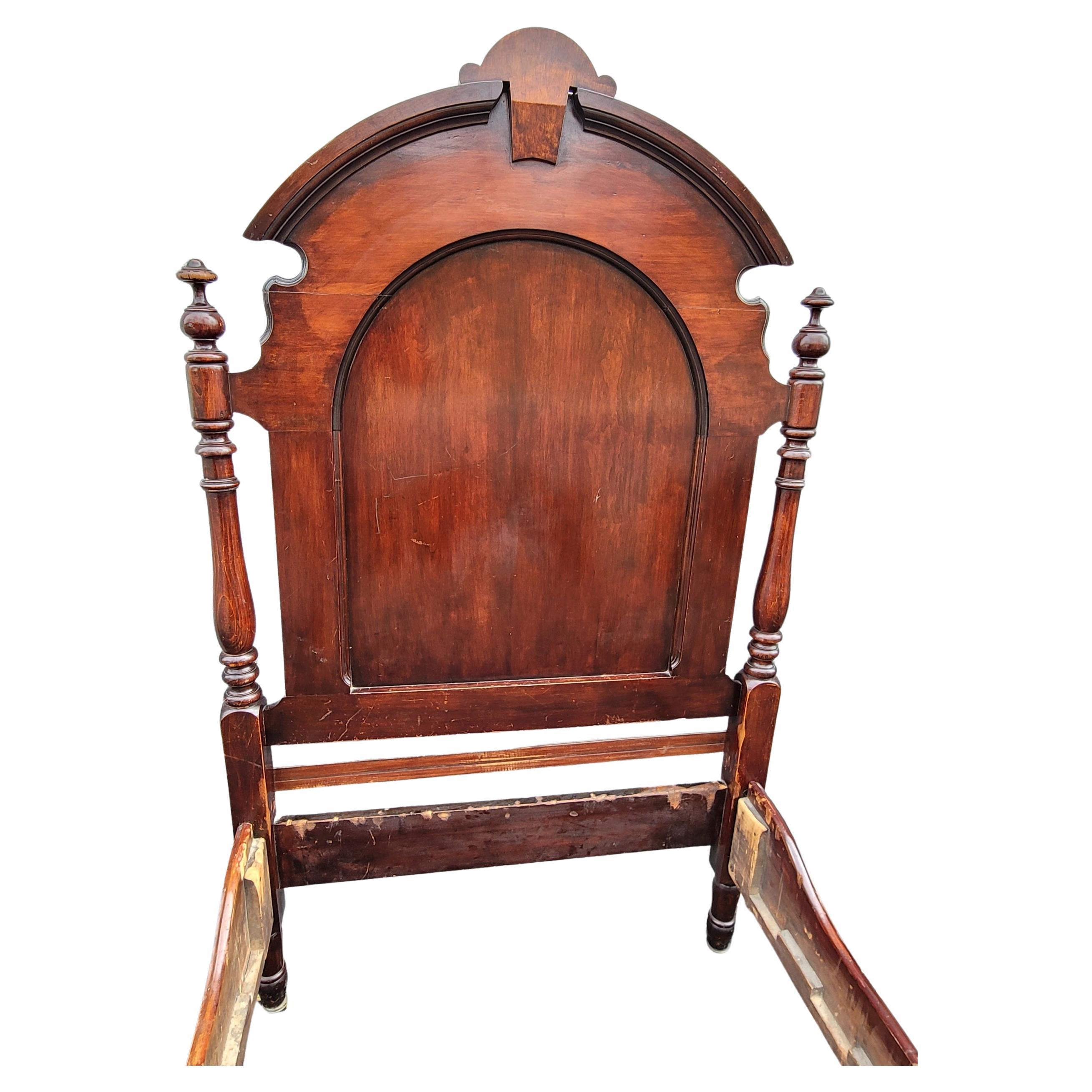 19th Century 1840s Victorian Mahogany High Back Twin Bedsteads, a Pair For Sale