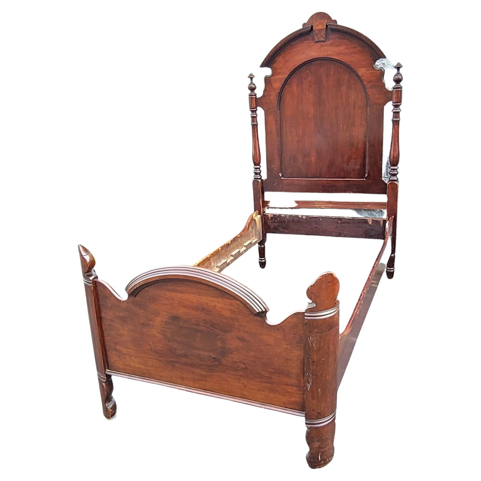 1840s Victorian Mahogany High Back Twin Bedsteads, a Pair For Sale 2