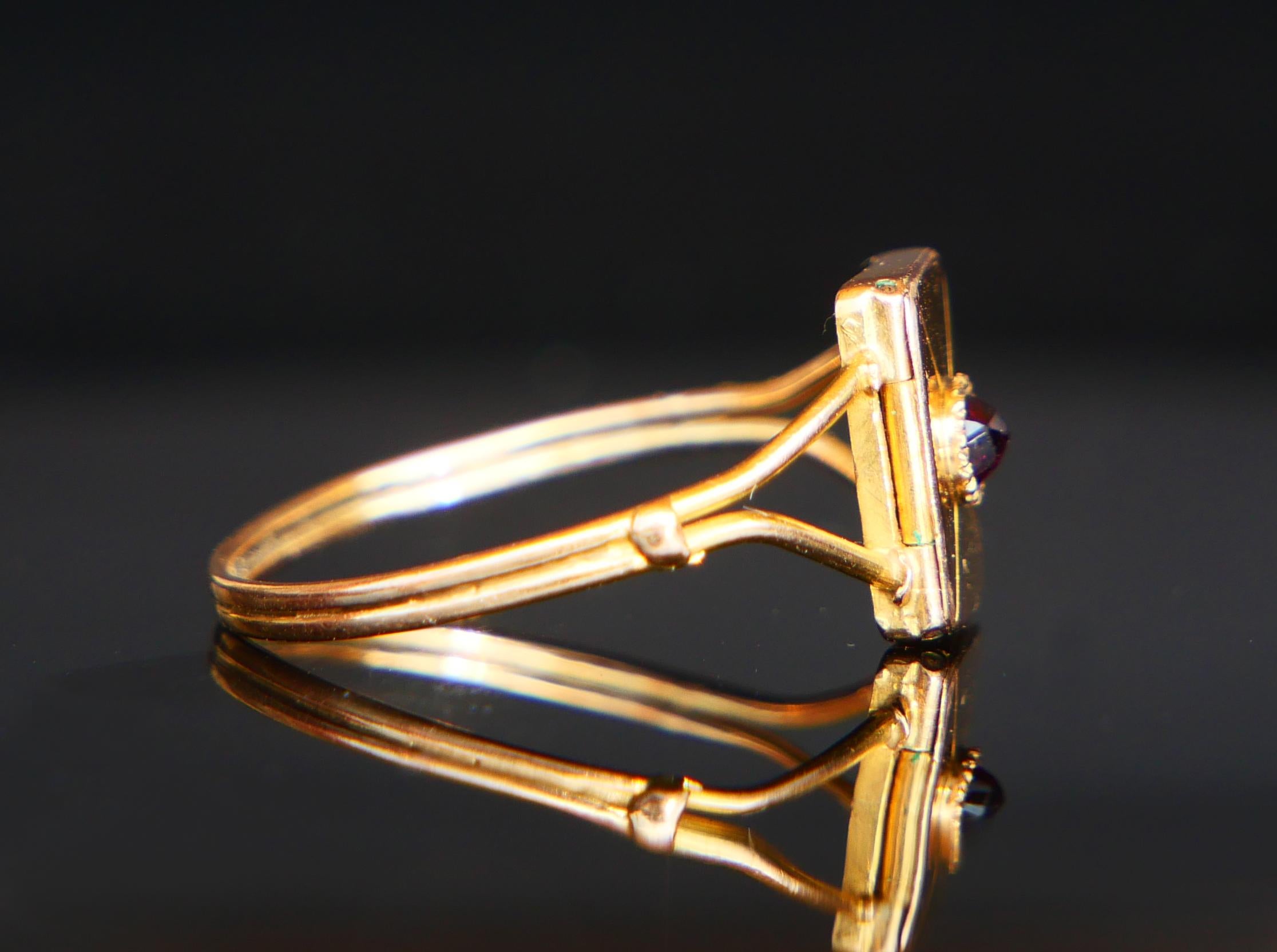 Women's 1841 Antique Poison Ring Garnet solid 18K Gold Ø 6.75 US / 1.4 gr