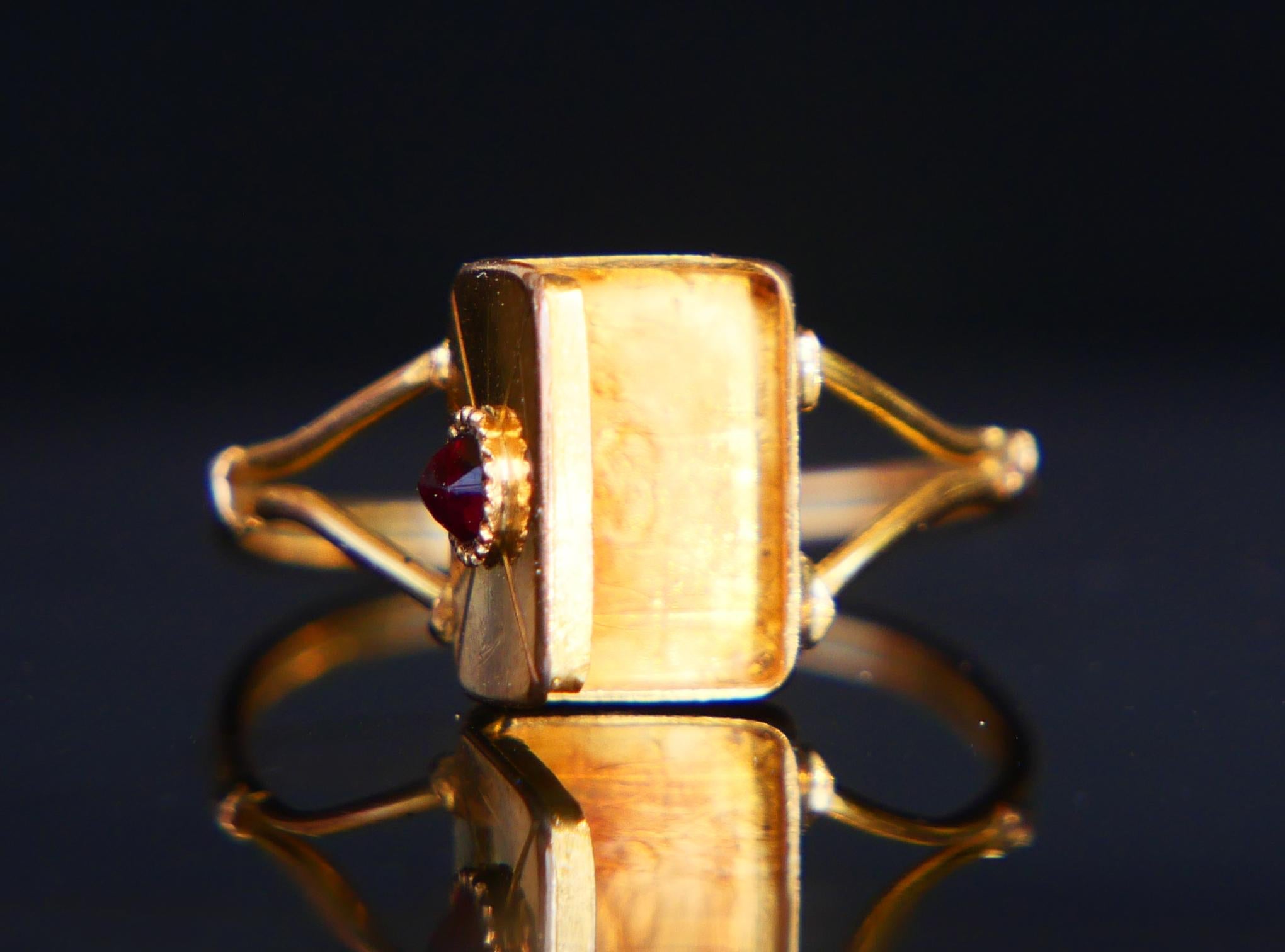 1841 Antique Poison Ring Garnet solid 18K Gold Ø 6.75 US / 1.4 gr 1