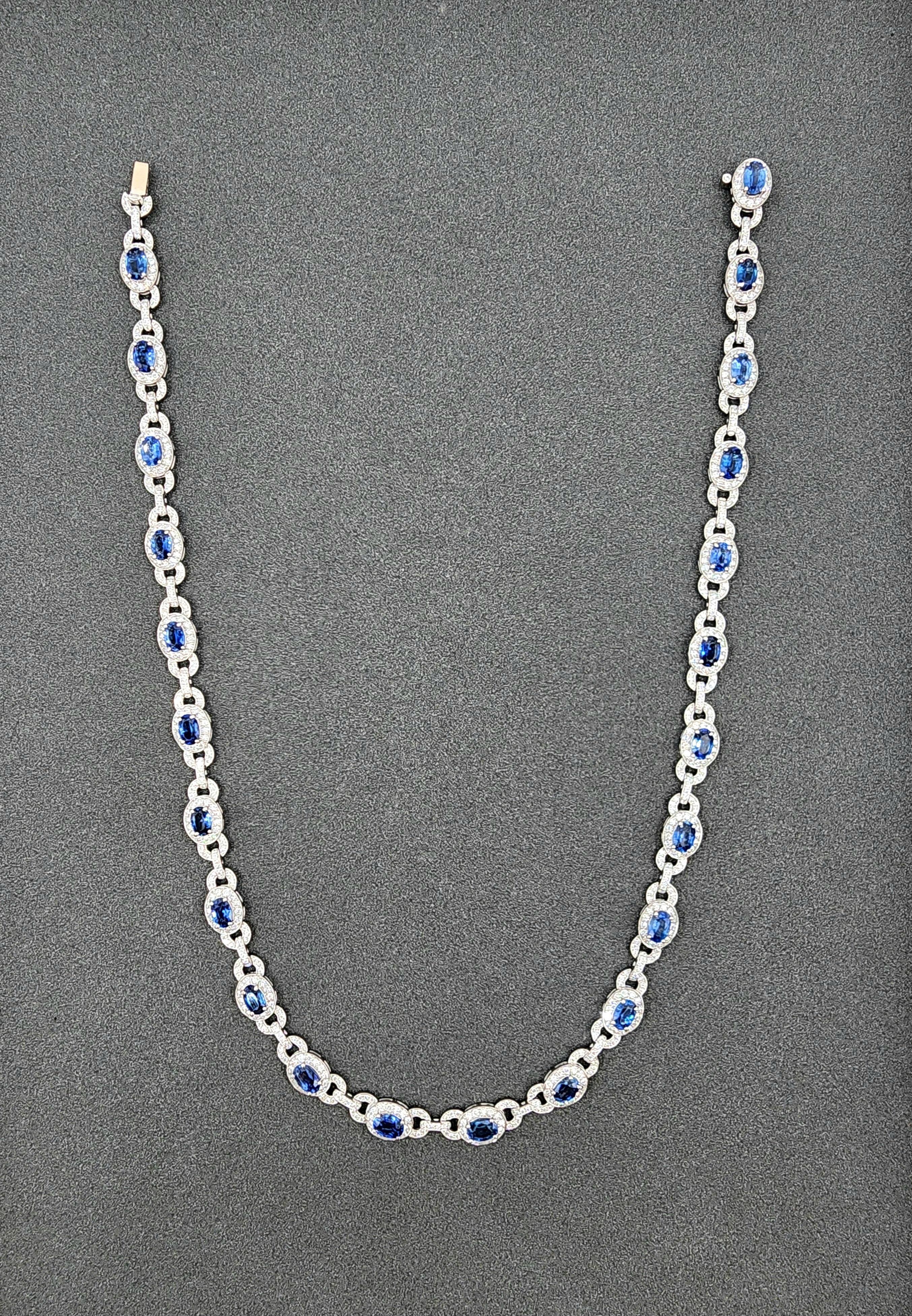 Modern 18.35 ct Natural Sapphire & Diamond Necklace For Sale