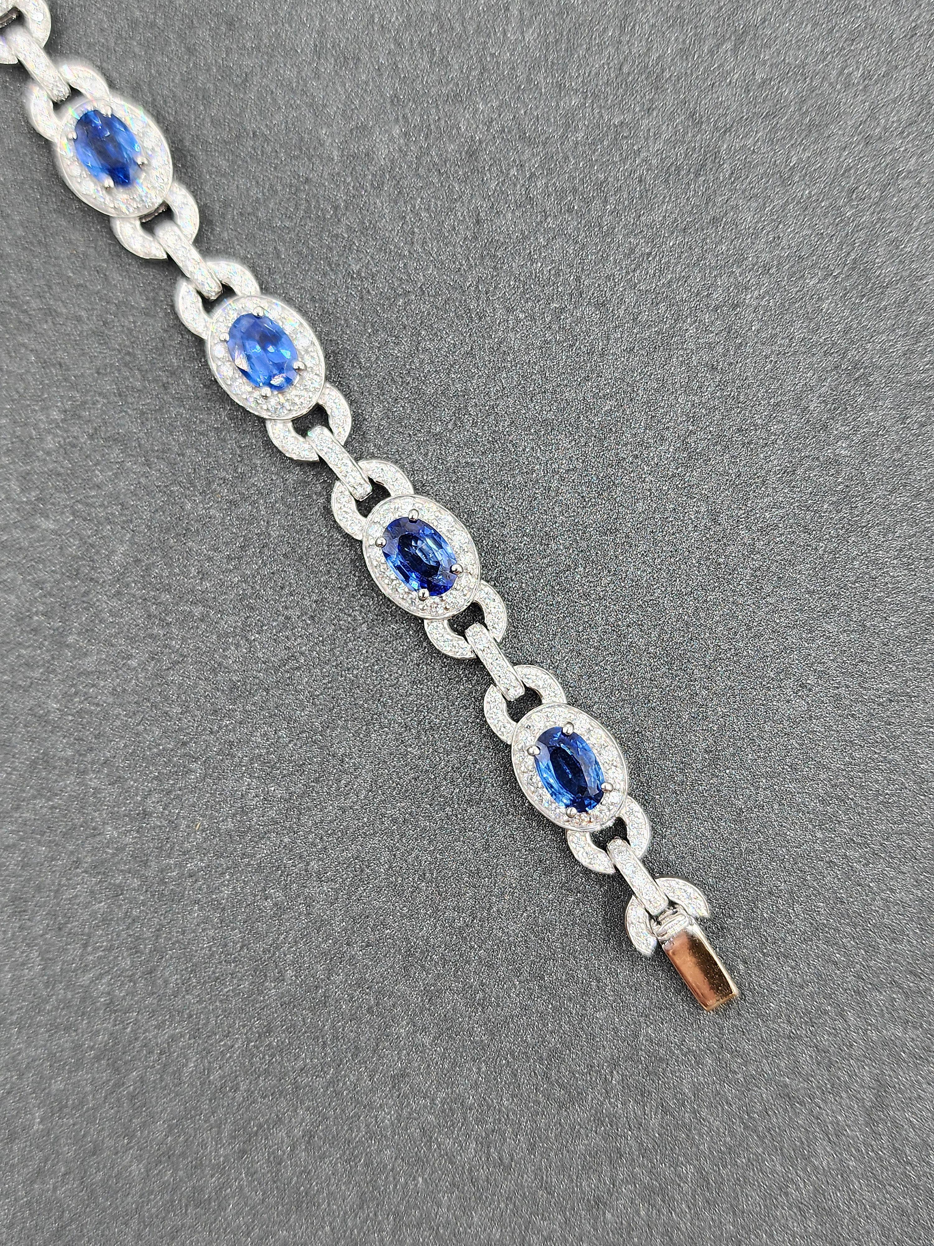 Women's or Men's 18.35 ct Natural Sapphire & Diamond Necklace For Sale