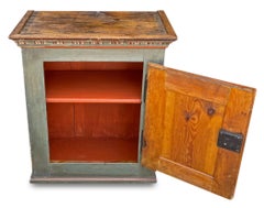 1844 Kleines Kabinett mit blauer Blumenmalerei