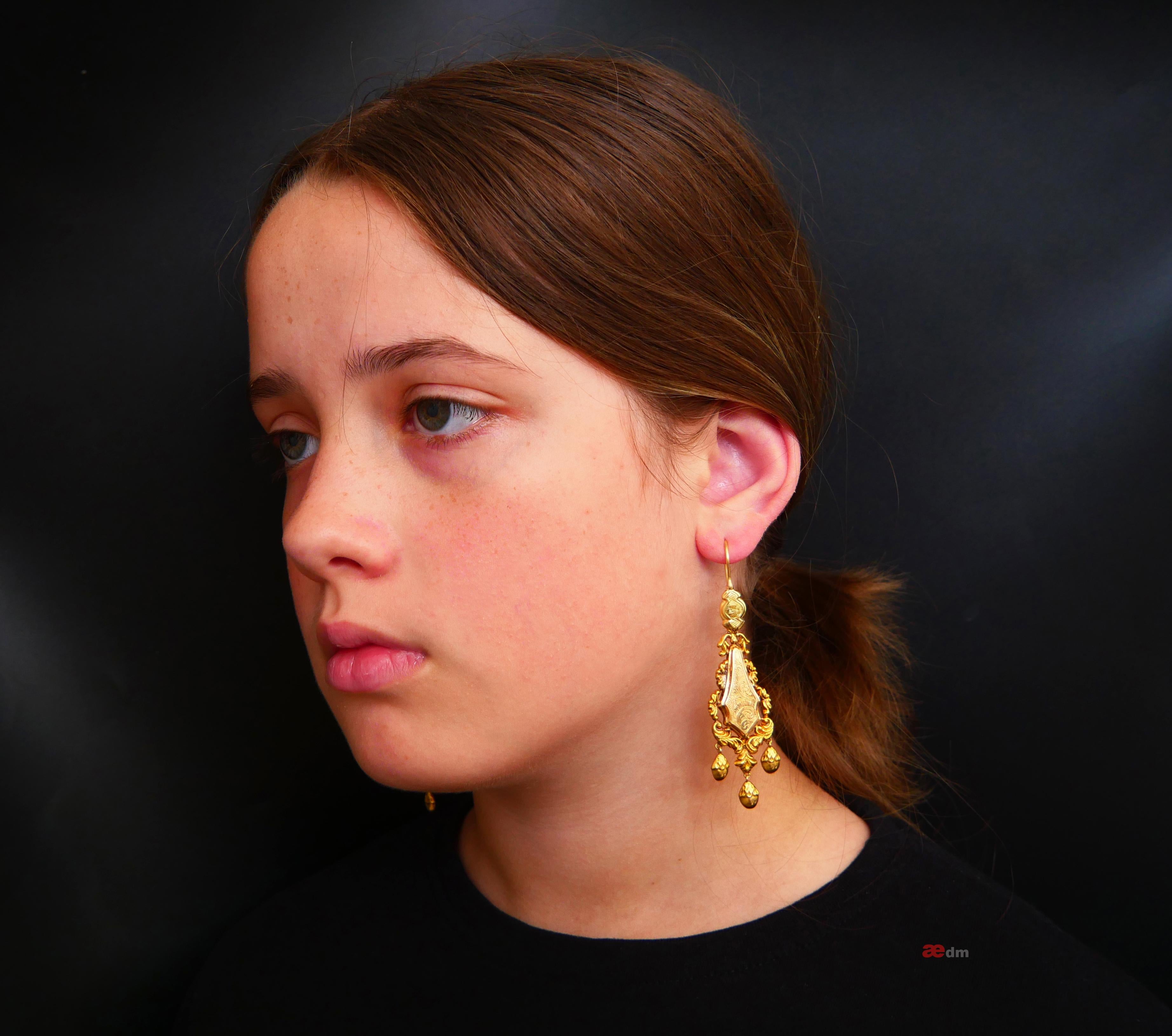 1845 Nordic earrings solid 18K Yellow Gold / 7.3 gr For Sale 2