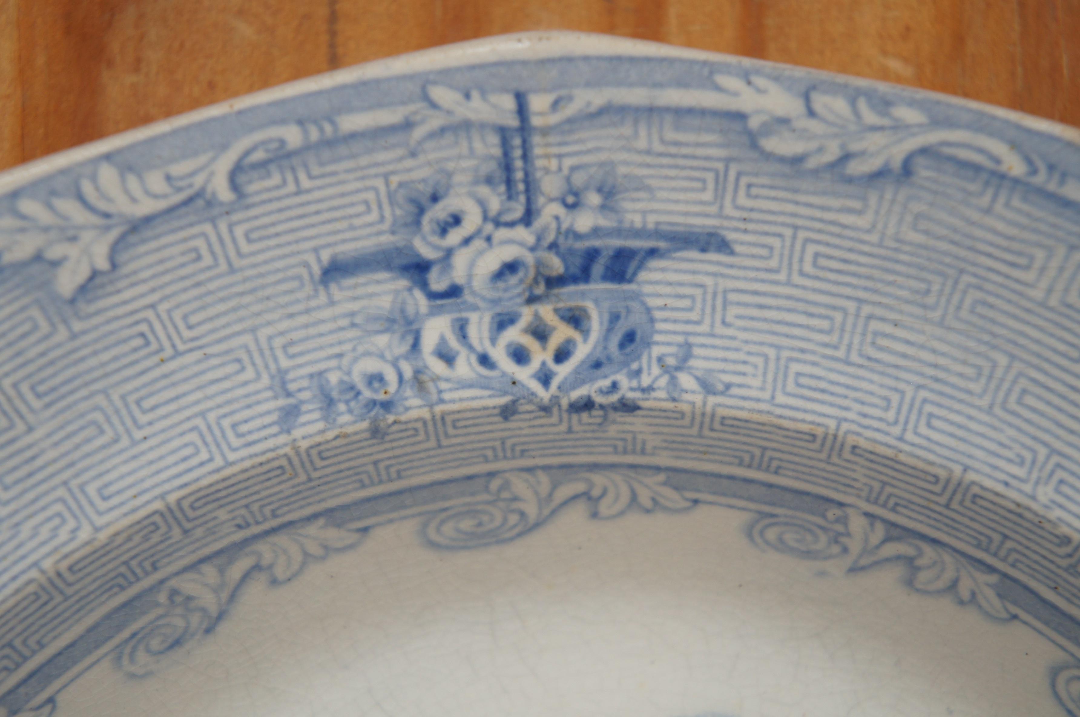 Chinoiseries Assiette anglaise ancienne en grès bleu de J Clementson Tessino de 1846, 25,4 cm