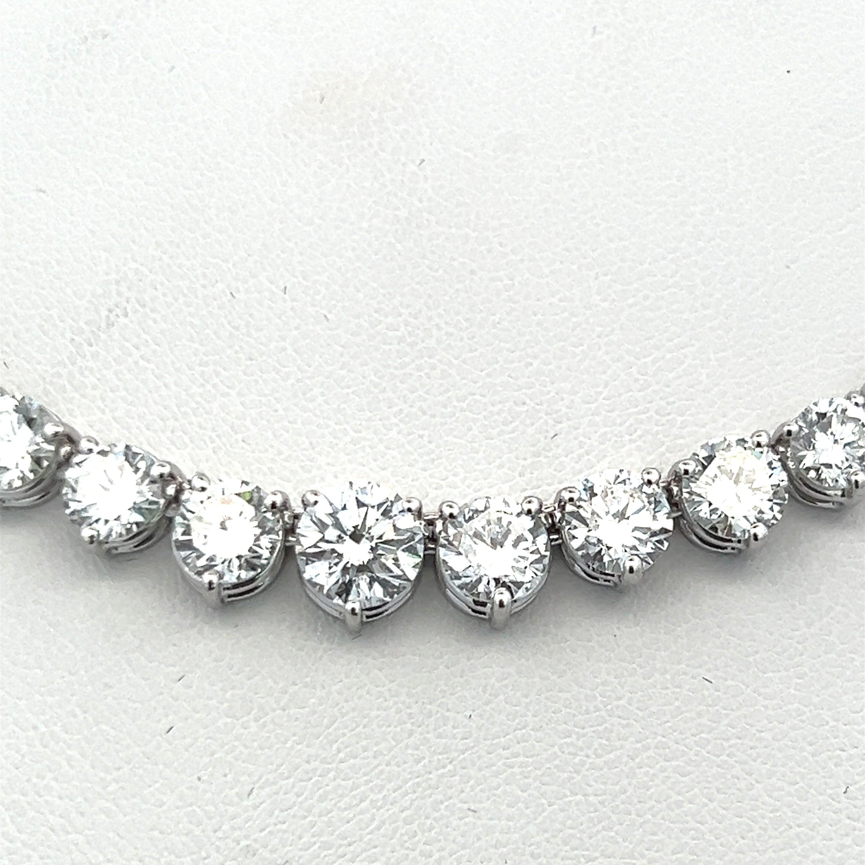18.47 Carat Round Brilliant Diamond 18 Karat White Gold Riviera Tennis Necklace In New Condition For Sale In New York, NY