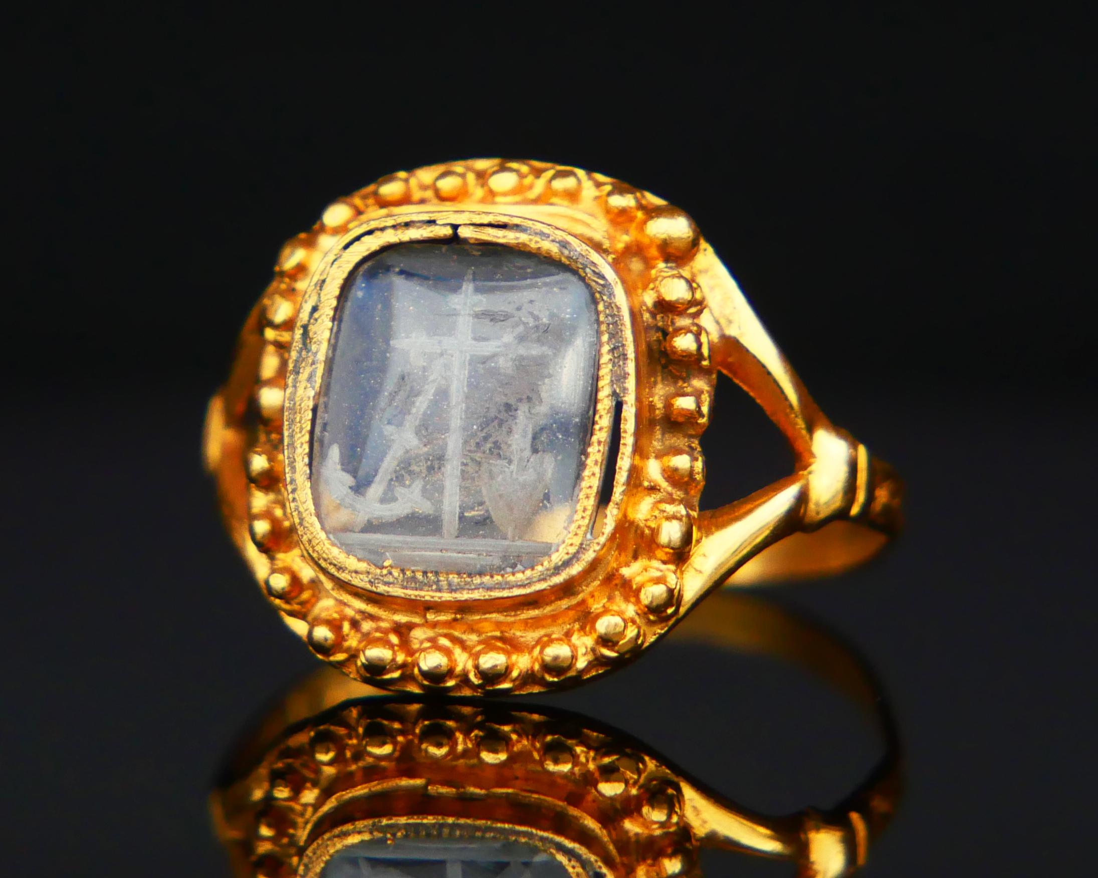 Women's 1848 Ring Signet Intaglio Faith Love Hope Glass 18K Gold US4.5 / 2.35 gr For Sale