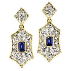 Orecchini con zaffiro di Ceylon e diamanti 18kt da 1,84 carati, Made in Italy di Cynthia Scott