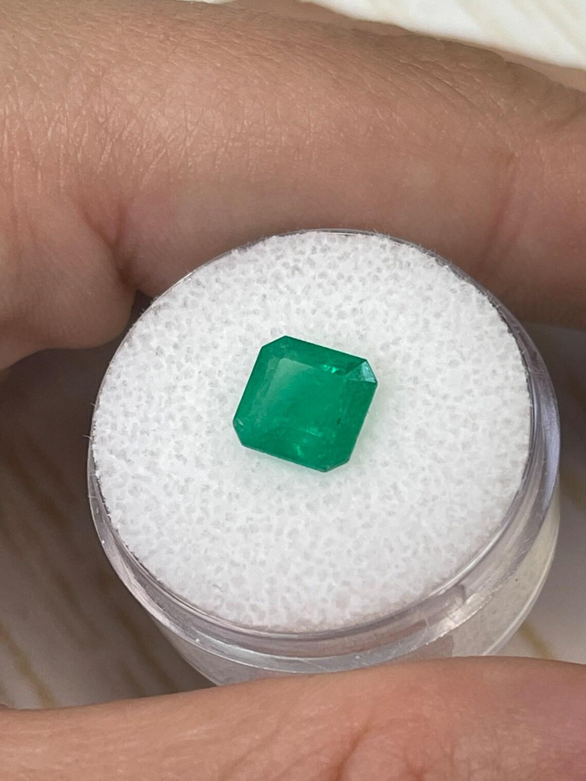 1,84 ct Esmeralda verde colombiana cuadrada 8x8 mm talla Asscher genuina del mes de mayo Piedra de nacimiento en Nuevo estado para la venta en Jupiter, FL