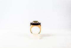 Anello Cocktail in oro giallo con smeraldo da 1,85 carati e diamante bianco da 0,40 carati e onice