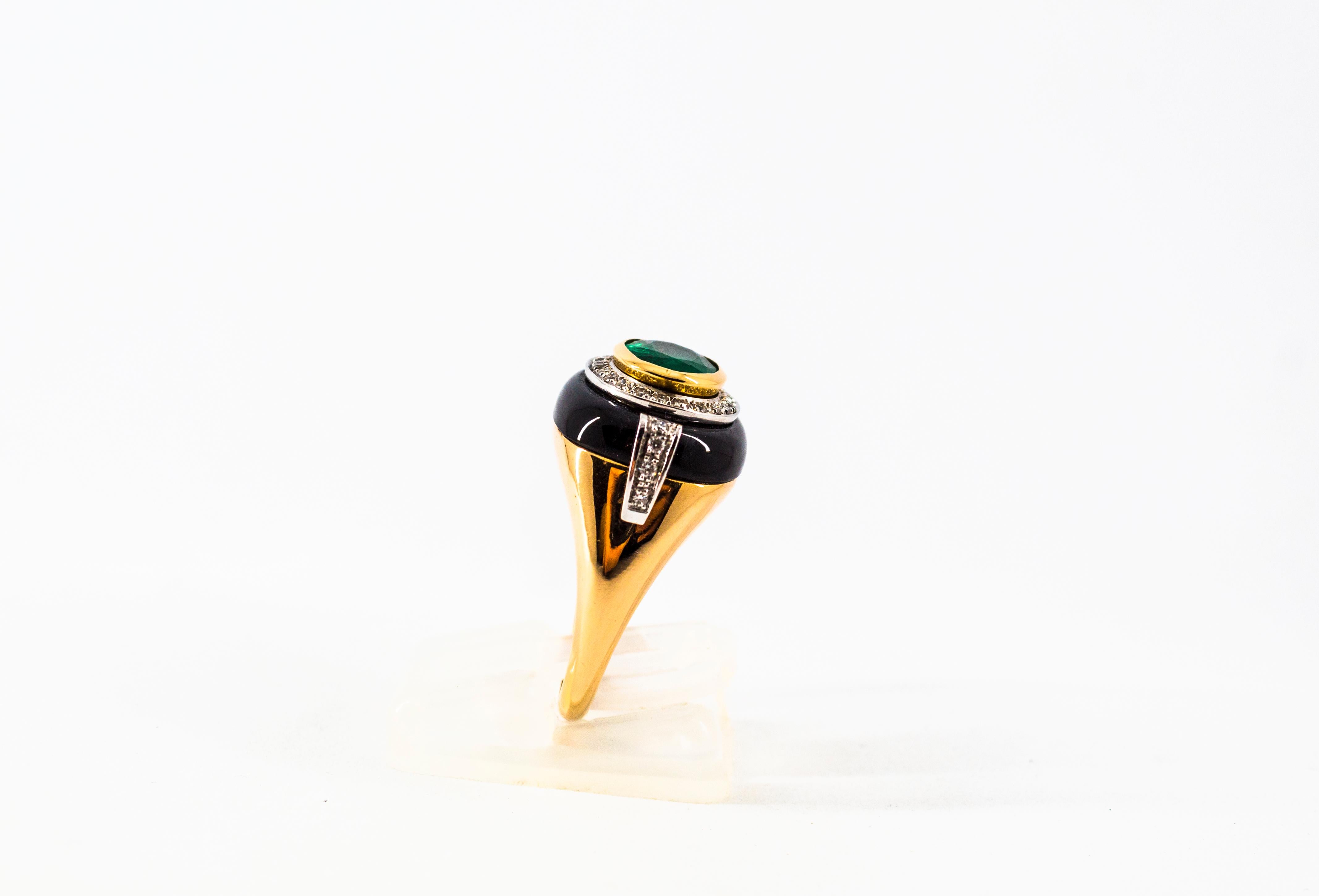 Women's or Men's 1.85 Carat Emerald 0.40 Carat White Diamond Onyx Yellow Gold Cocktail Ring