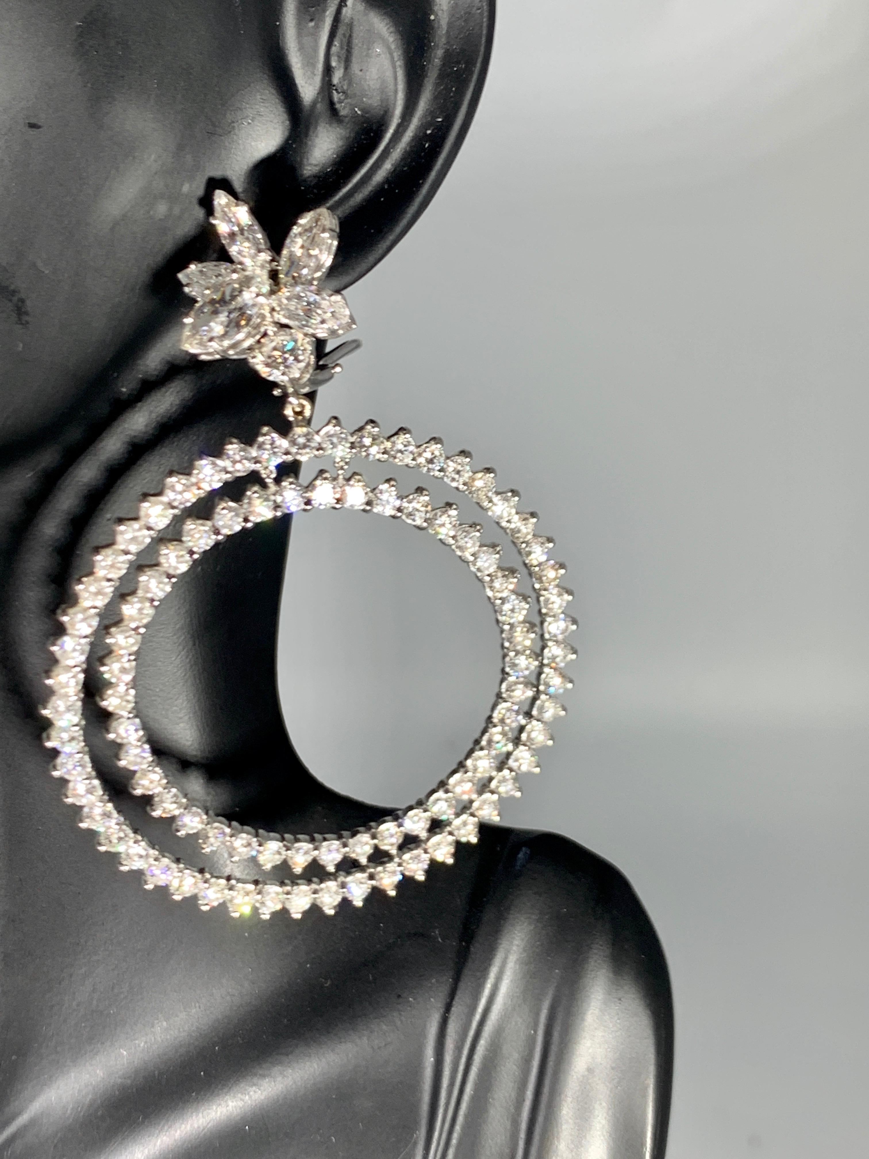 18.5 Carat Large Circle Diamond Hoop Gala Cocktail Earrings 18 Karat White Gold 2