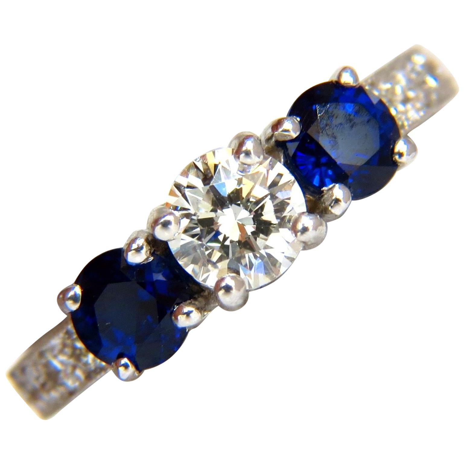 1.85 Carat Natural Blue Sapphire Diamonds Ring 14 Karat Classic Three Bead Set For Sale