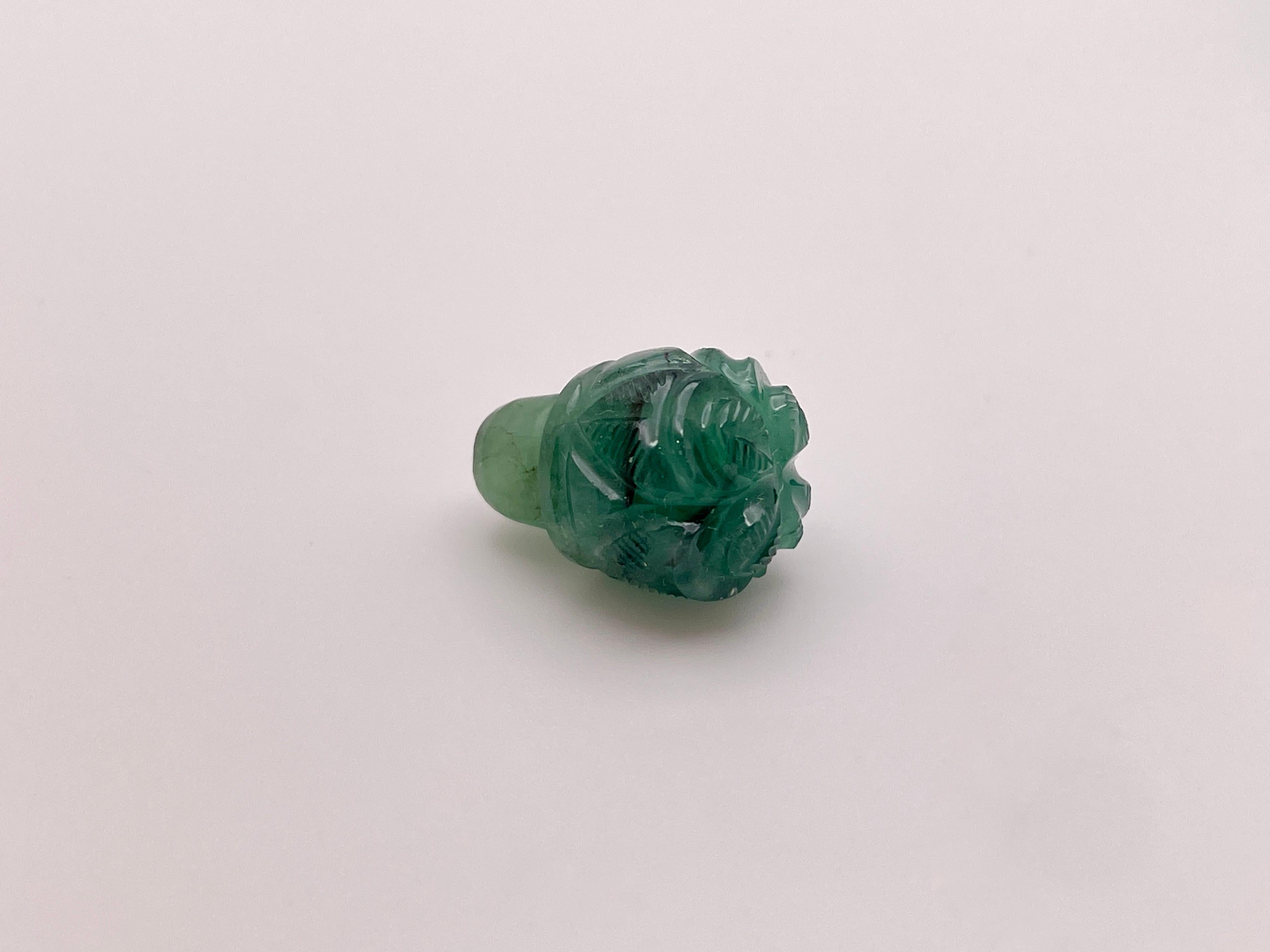 185 Carat Natural Carved Emerald Perfume Bottle with Original Box For Sale 3