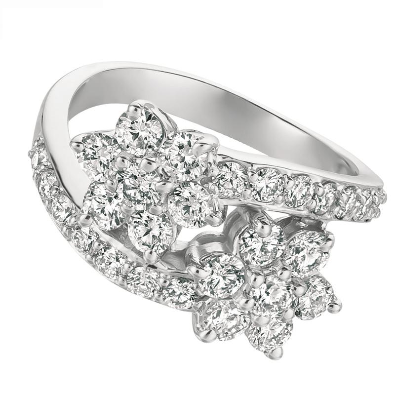 Contemporary 1.85 Carat Natural Diamond Double Flower Ring G SI 14 Karat White Gold For Sale