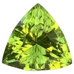 1,85 carati di peridoto verde mela sciolto naturale a forma di trilione per anello