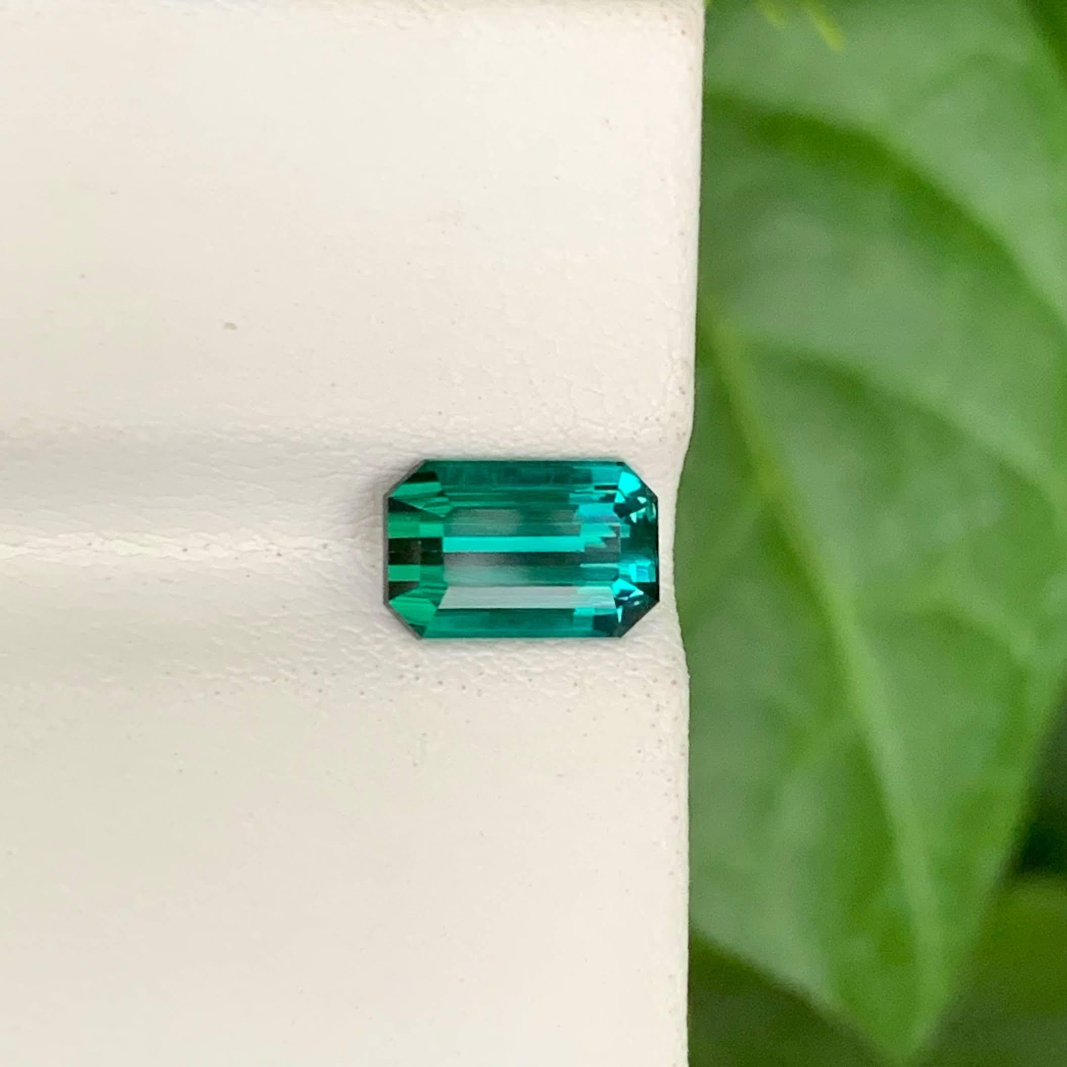 Weight 1.85 carat 
Dimensions 8.7x5.6x4.2mm
Treatment None
Origin Afghan 
Clarity Eye Clean 
Shape Cut Emerald 




This 1.85 Carat Natural Loose Greenish Blue Tourmaline is a rare and captivating gemstone sourced from the rich mines of Afghanistan,