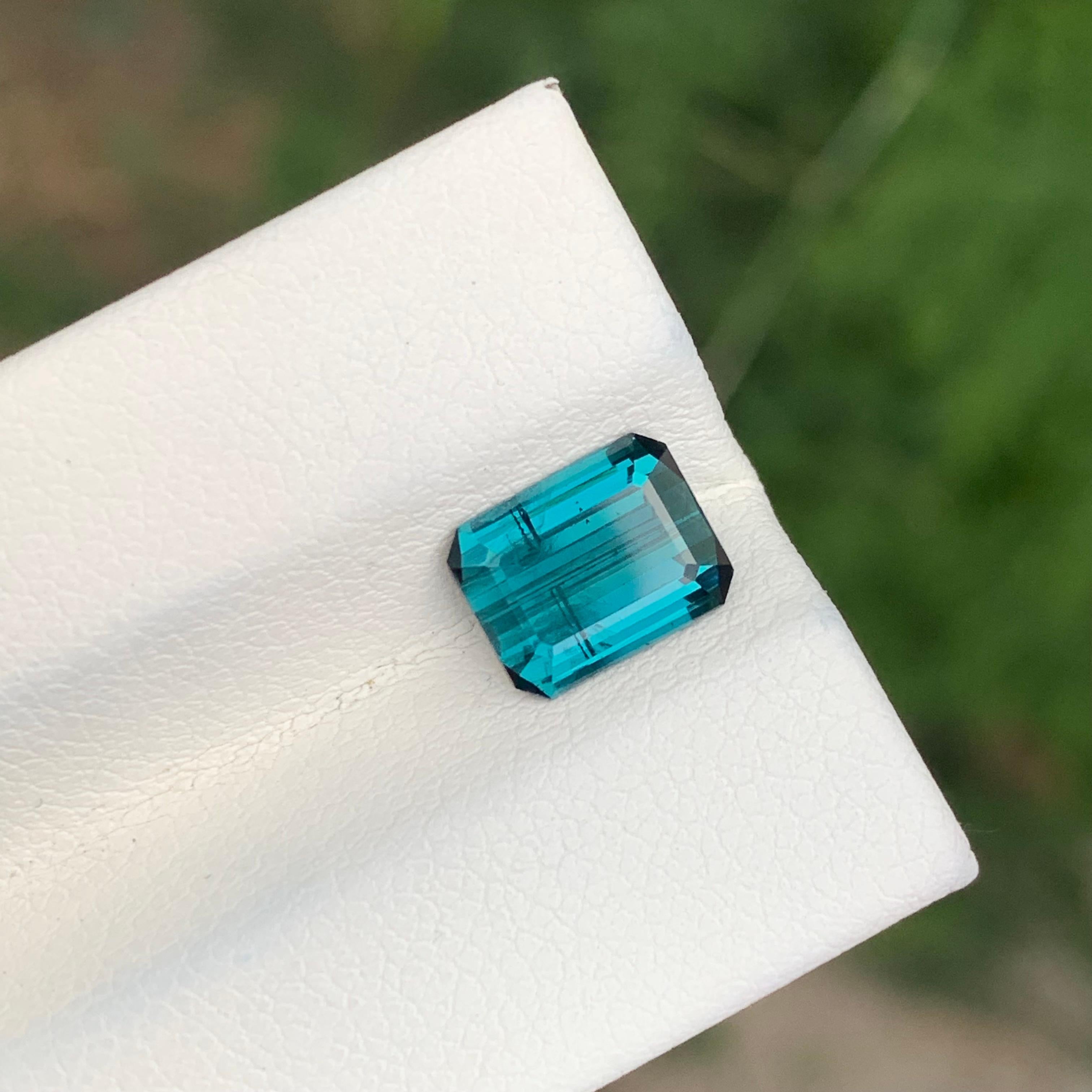 Taille émeraude 1.85 Carat Natural Loose Indicolite Tourmaline Emerald Shape Gem en vente