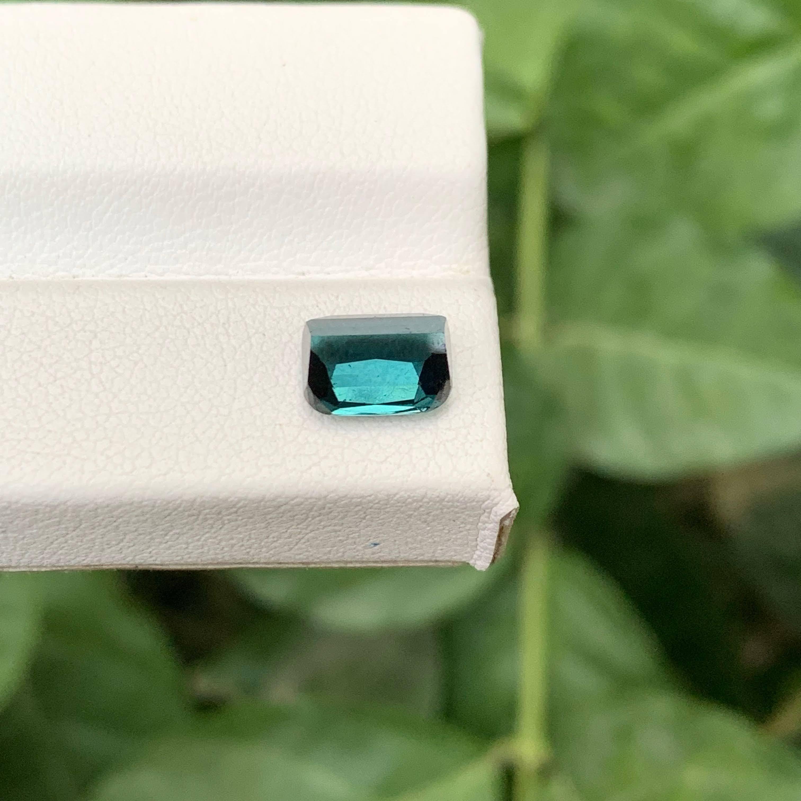 Taglio cuscino 1,85 carati di tormalina indicolite naturale sciolta, pietra tagliata a cuscino, gemma afgana in vendita