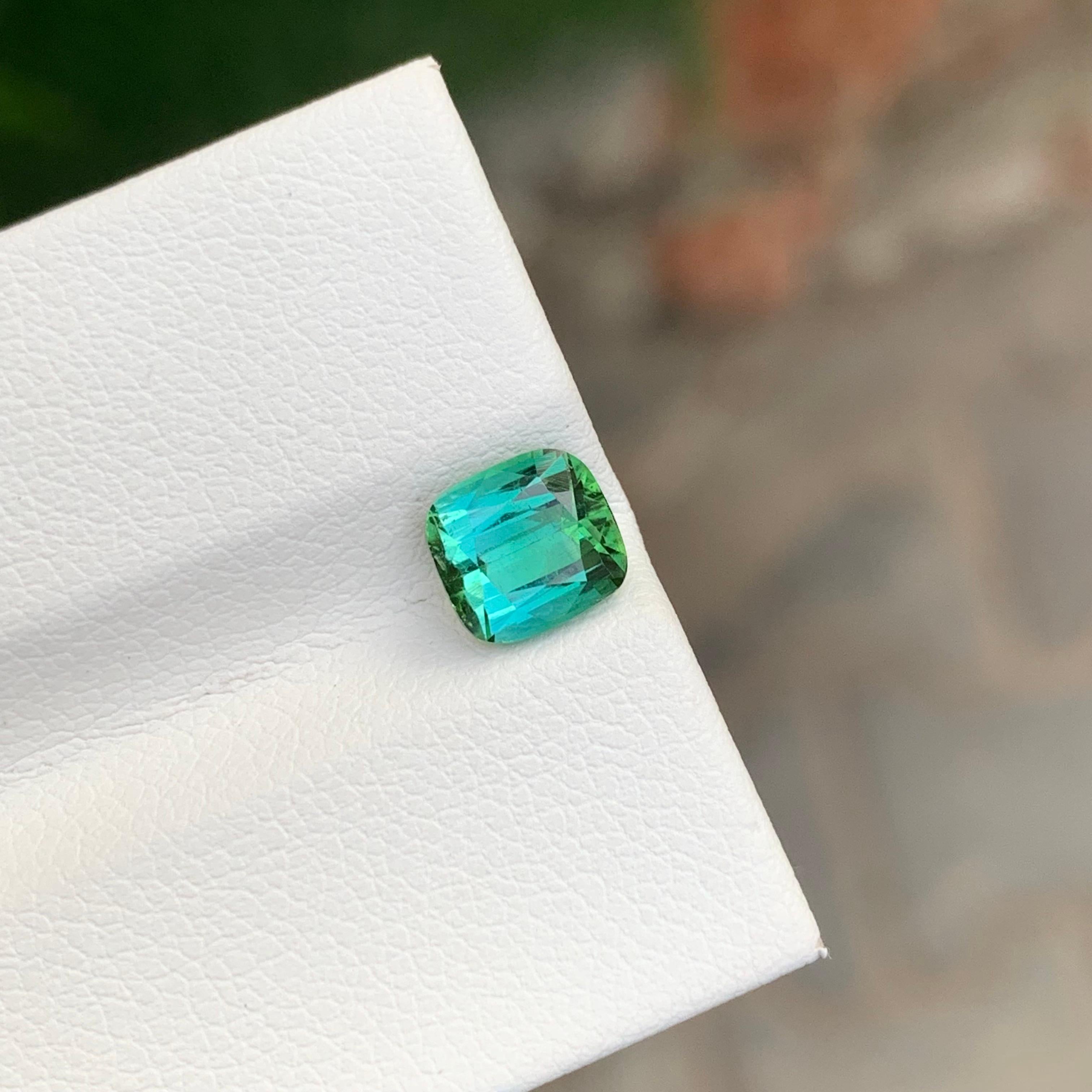 Tourmaline lagonale naturelle non sertie de 1.85 carats de forme coussin pour bague Neuf - En vente à Peshawar, PK