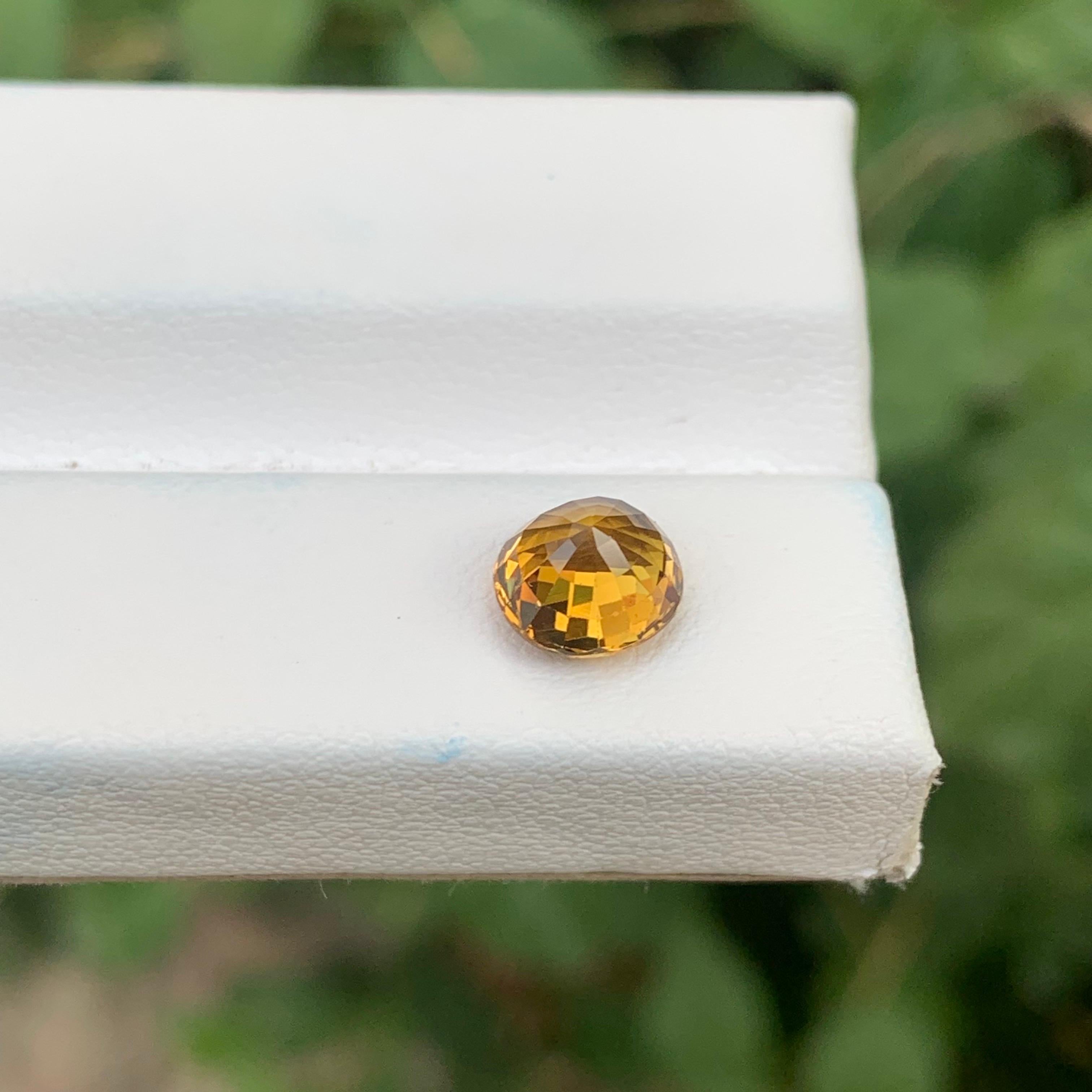1.85 Carat Natural Loose Mali Garnet Cushion Shape African’s Gemstone For Sale 4