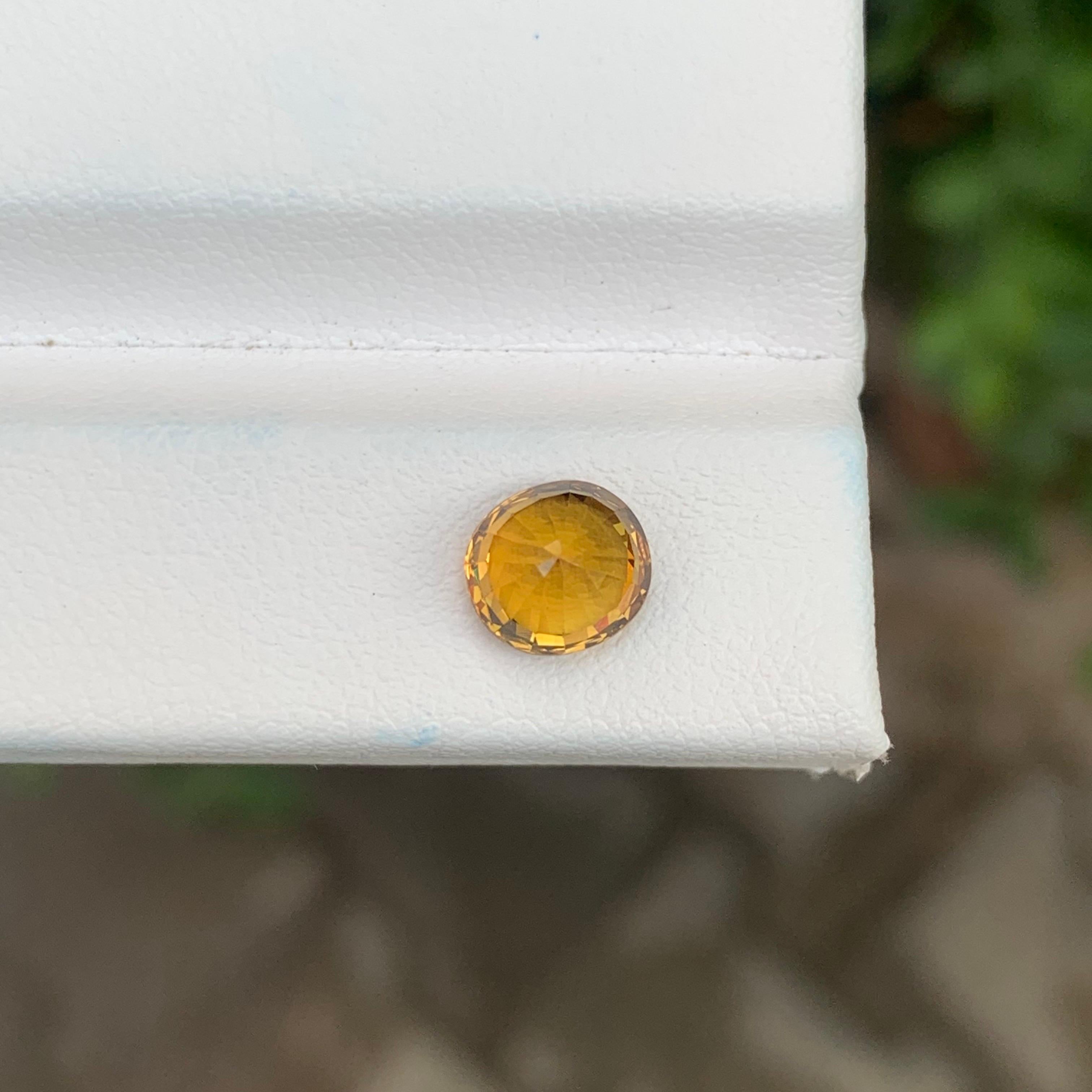 1.85 Carat Natural Loose Mali Garnet Cushion Shape African’s Gemstone For Sale 5