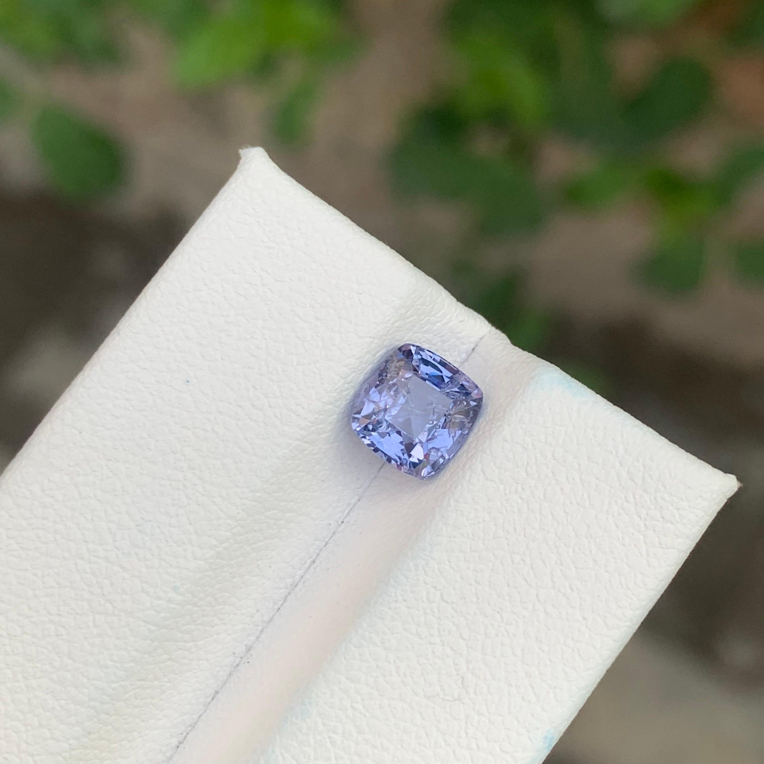 da uomo o donna 1.85 Carati Nature Spinello viola sfuso a forma di cuscino Gemma in vendita