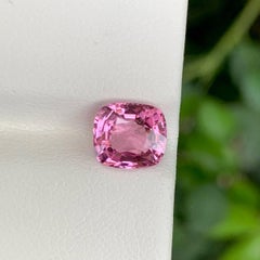 1,85 Karat natürlicher loser lila-rosa Spinell im Kissenschliff burmesischer Edelstein