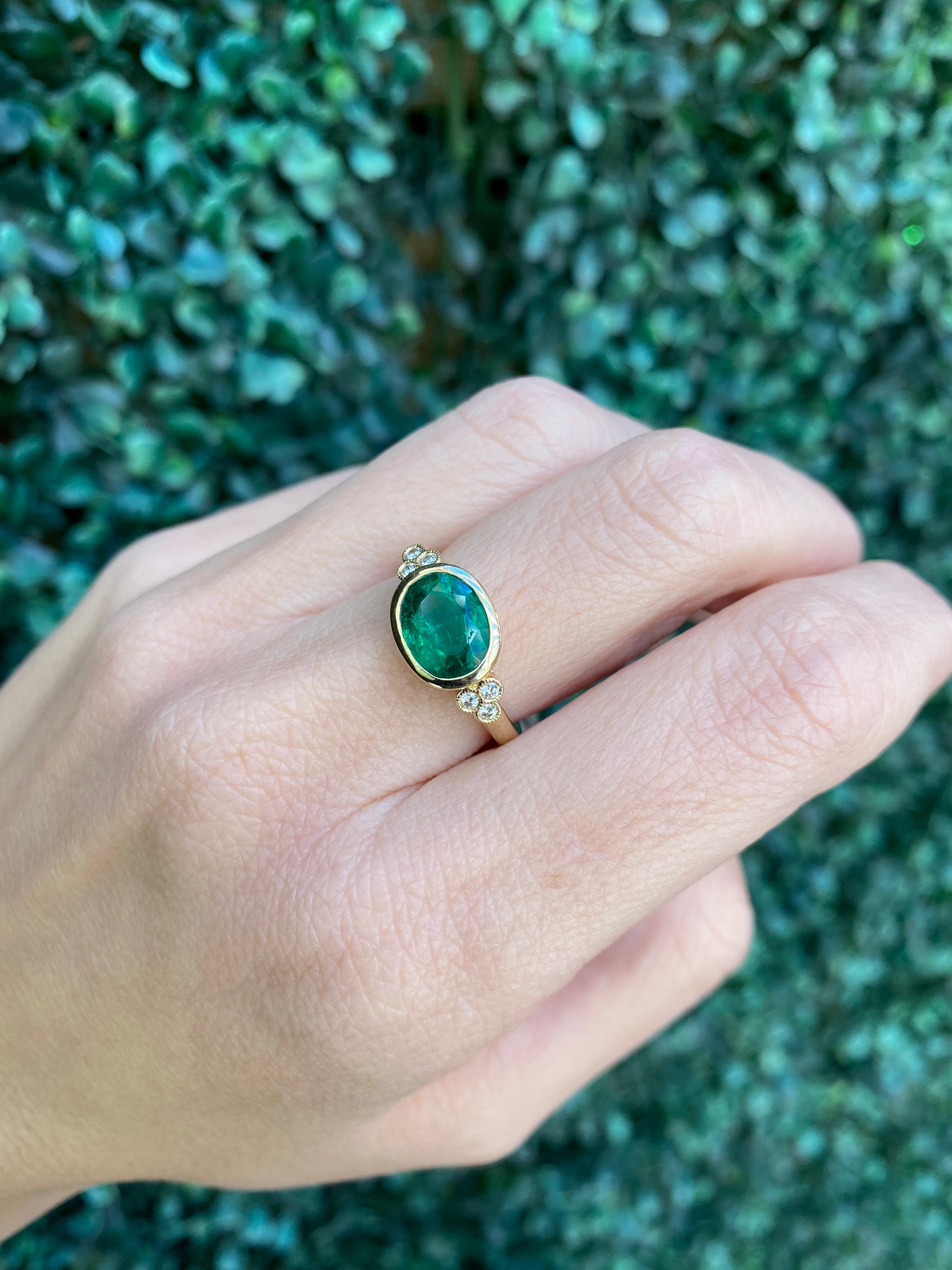 1.85 Carat Natural Oval Cut Bezel Set Emerald 14 Karat Yellow Gold Ring For Sale 5