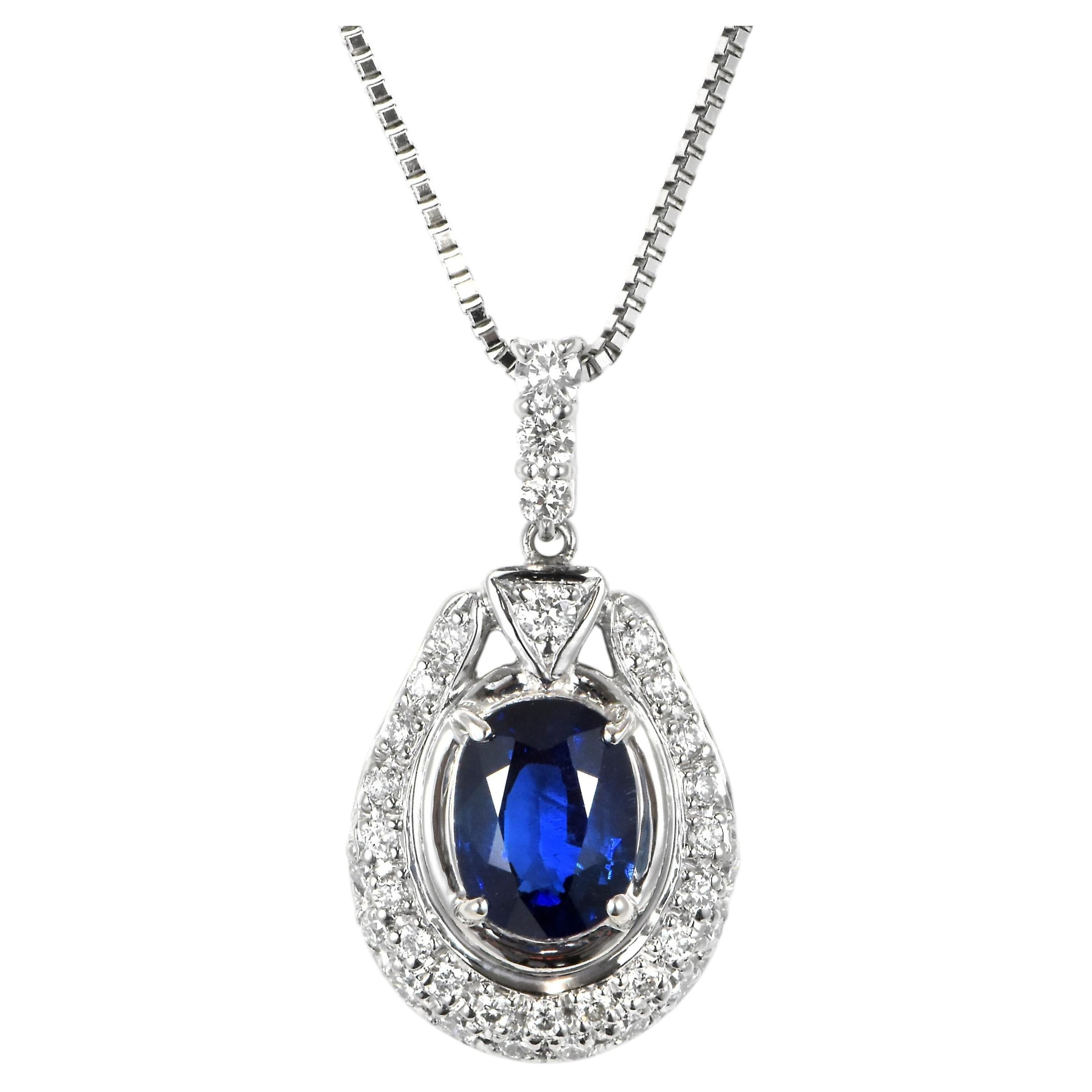 Collana con zaffiro naturale e diamante da 1,85 carati incastonati in platino