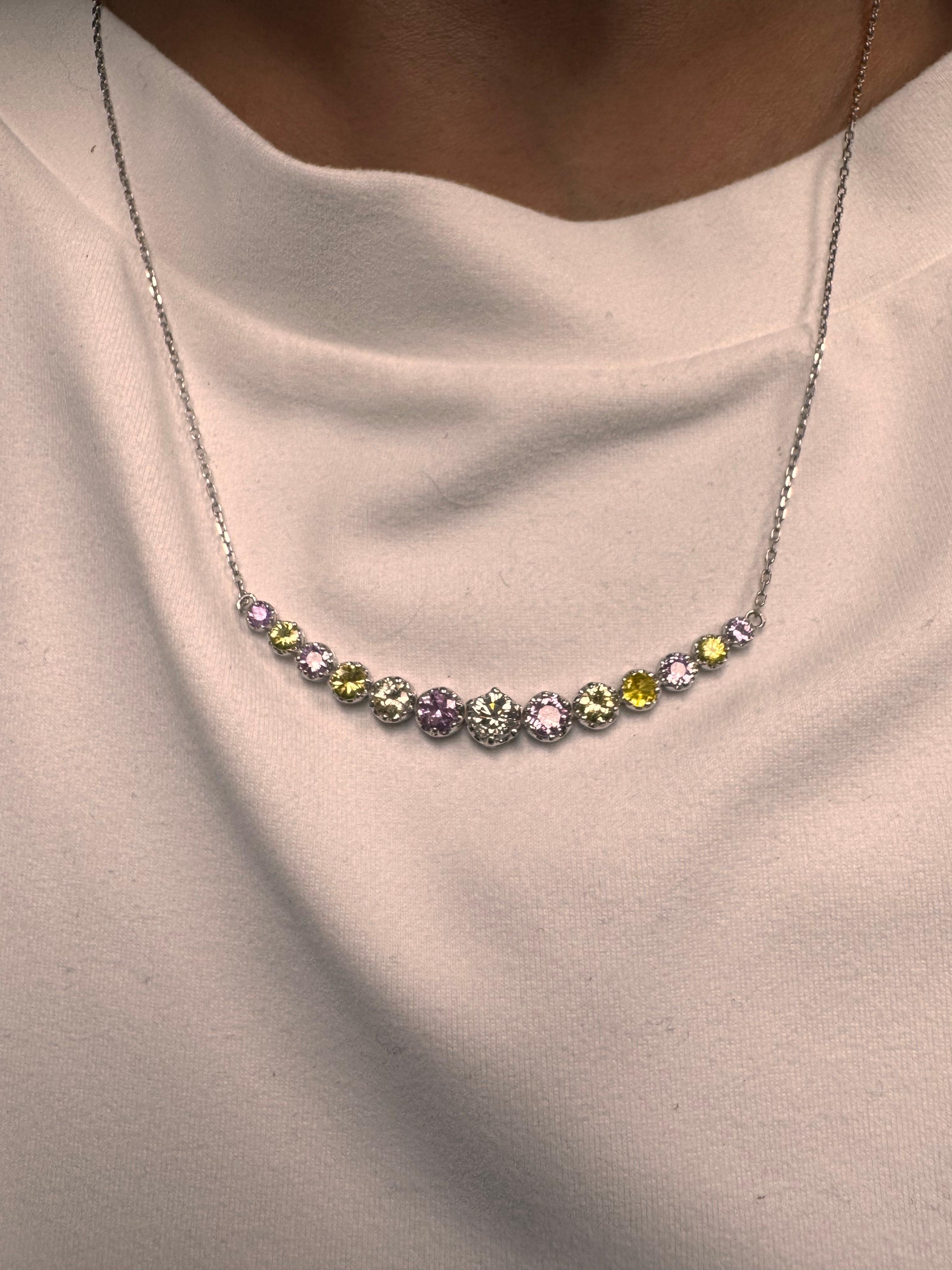 1,85 Karat  Natürlicher Saphir Diamant Weißgold Bar Kette Halskette (Rundschliff) im Angebot