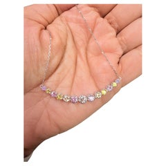 1,85 carat Collier à chaîne en or blanc avec saphir naturel et diamant