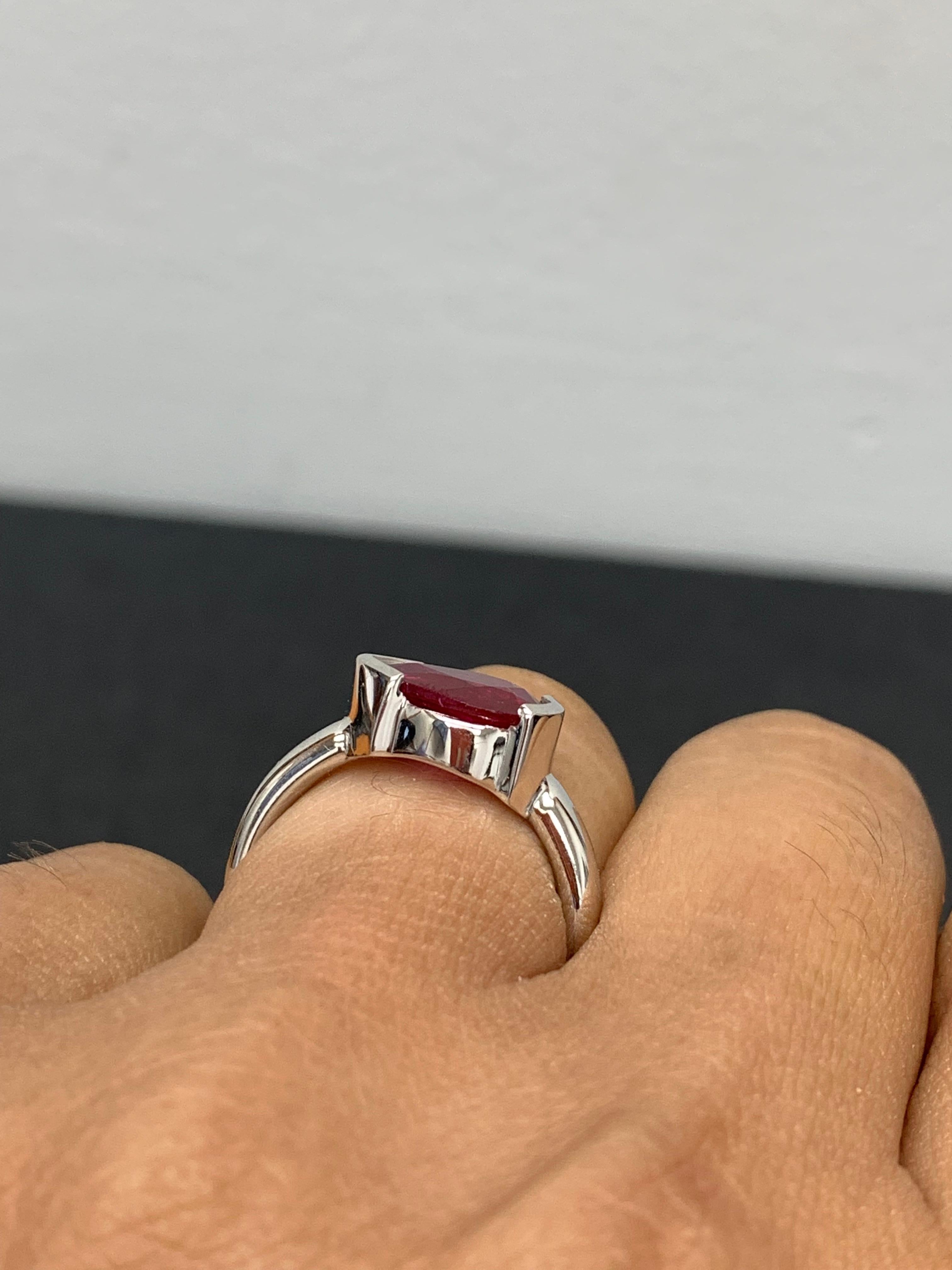 Modern 1.85 Carat Pear shape Ruby Ring in 14k White Gold For Sale