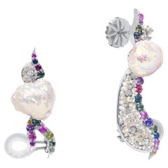 Boucles d'oreilles en perles, saphirs, diamants et platine de 18,5 carats, en stock