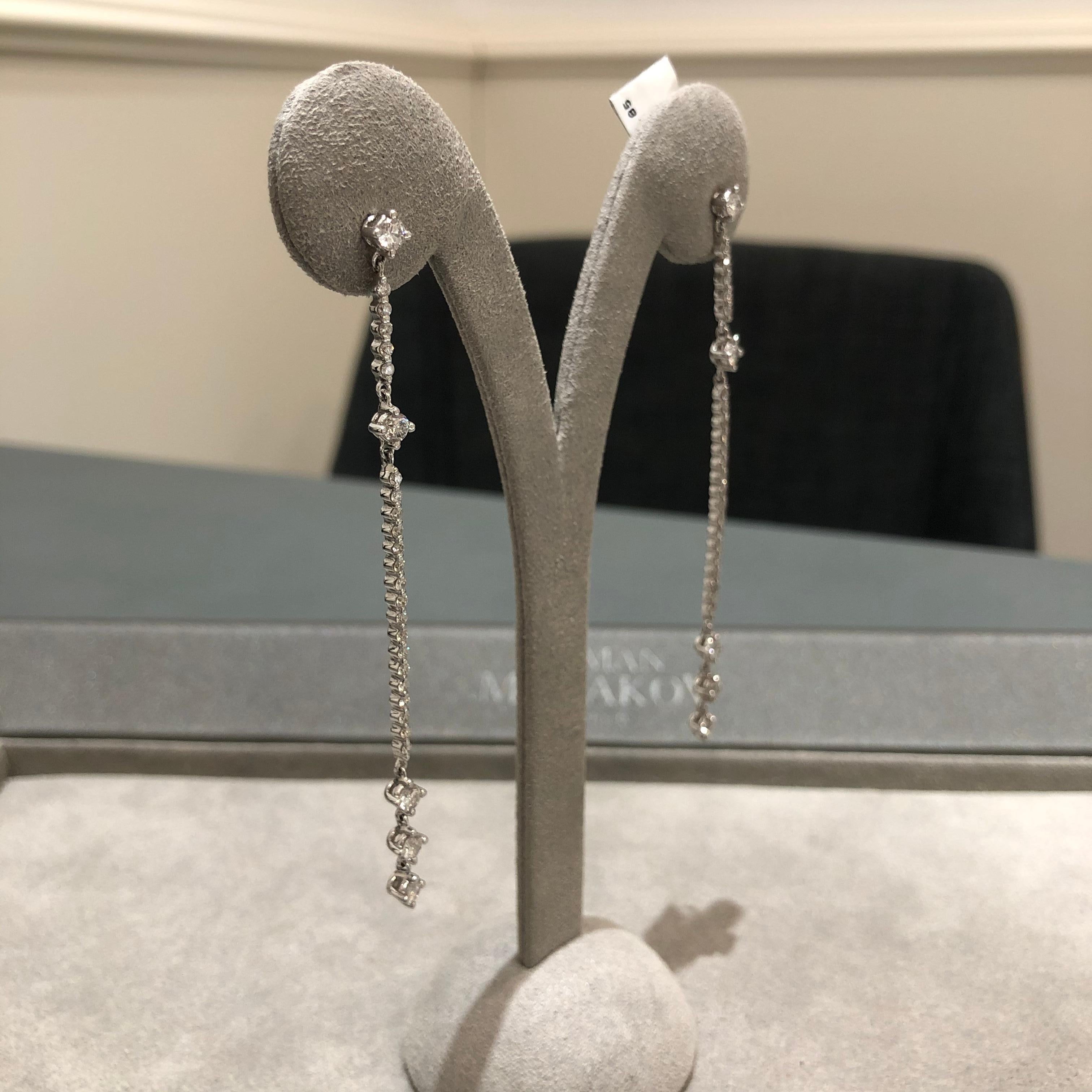 carat earrings