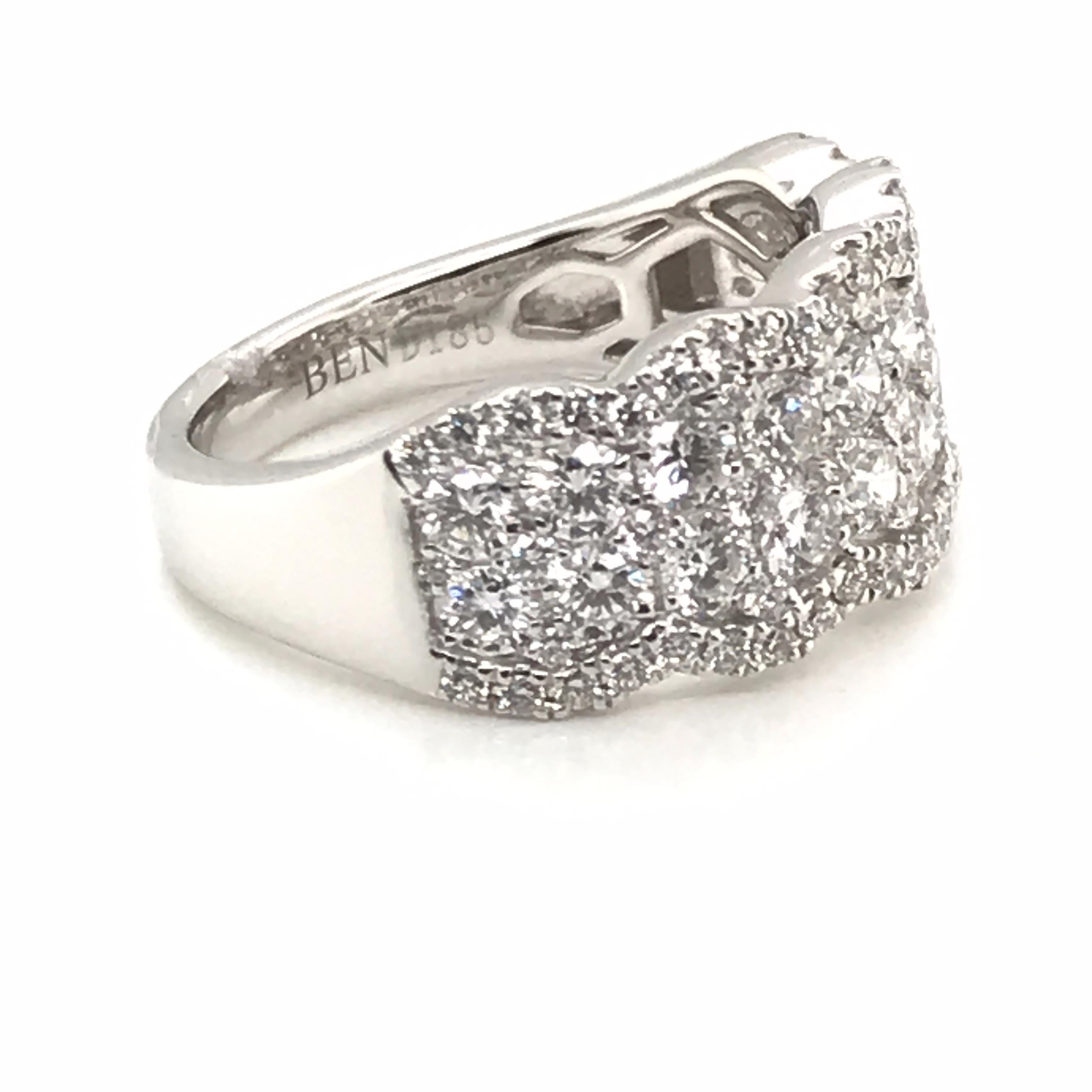 Women's 1.85 Carat Round White Diamond Ring For Sale