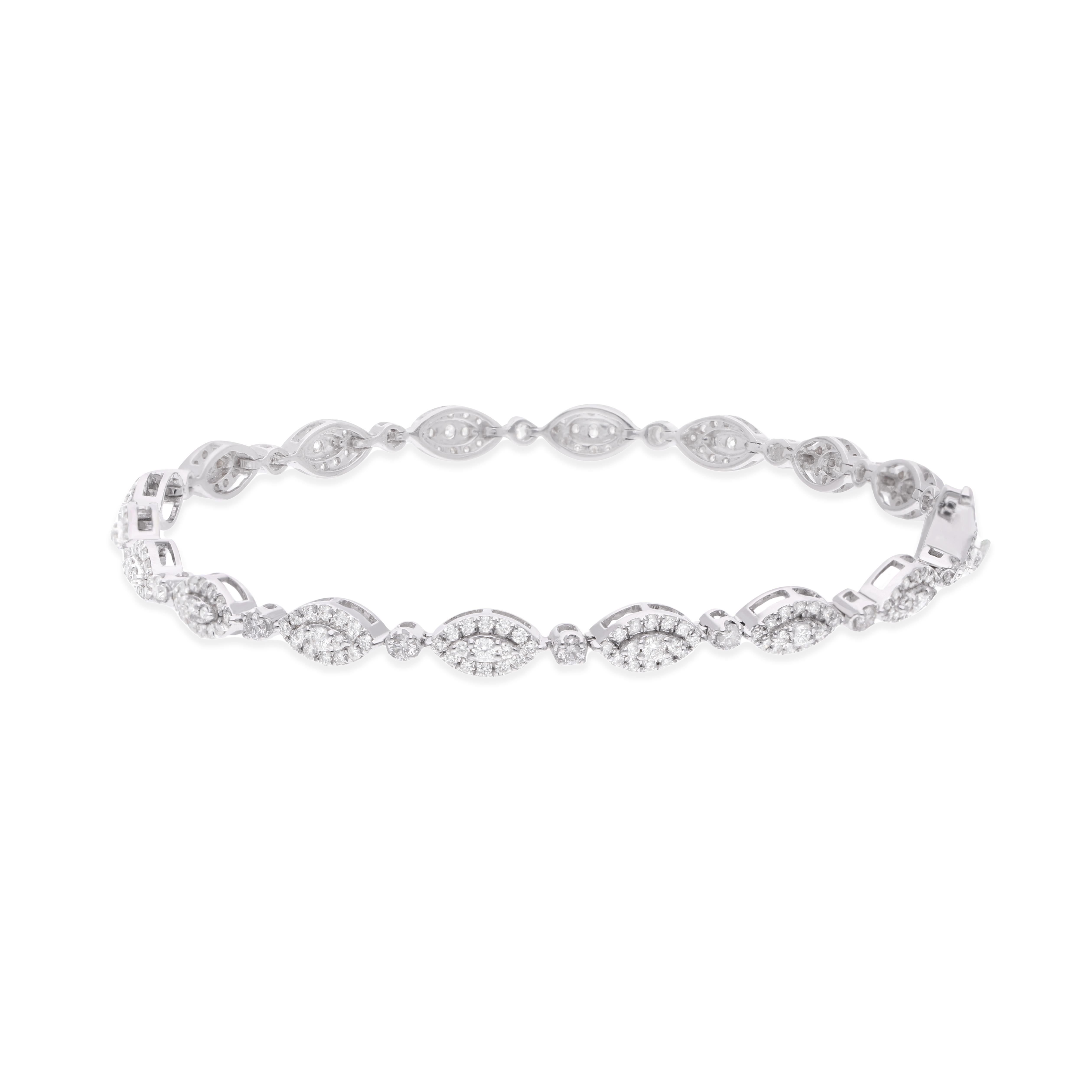 Donna Bracciale Tennis Halo con diamanti a forma di marquis da 1,85 carati SI/H Oro bianco 18 carati in vendita